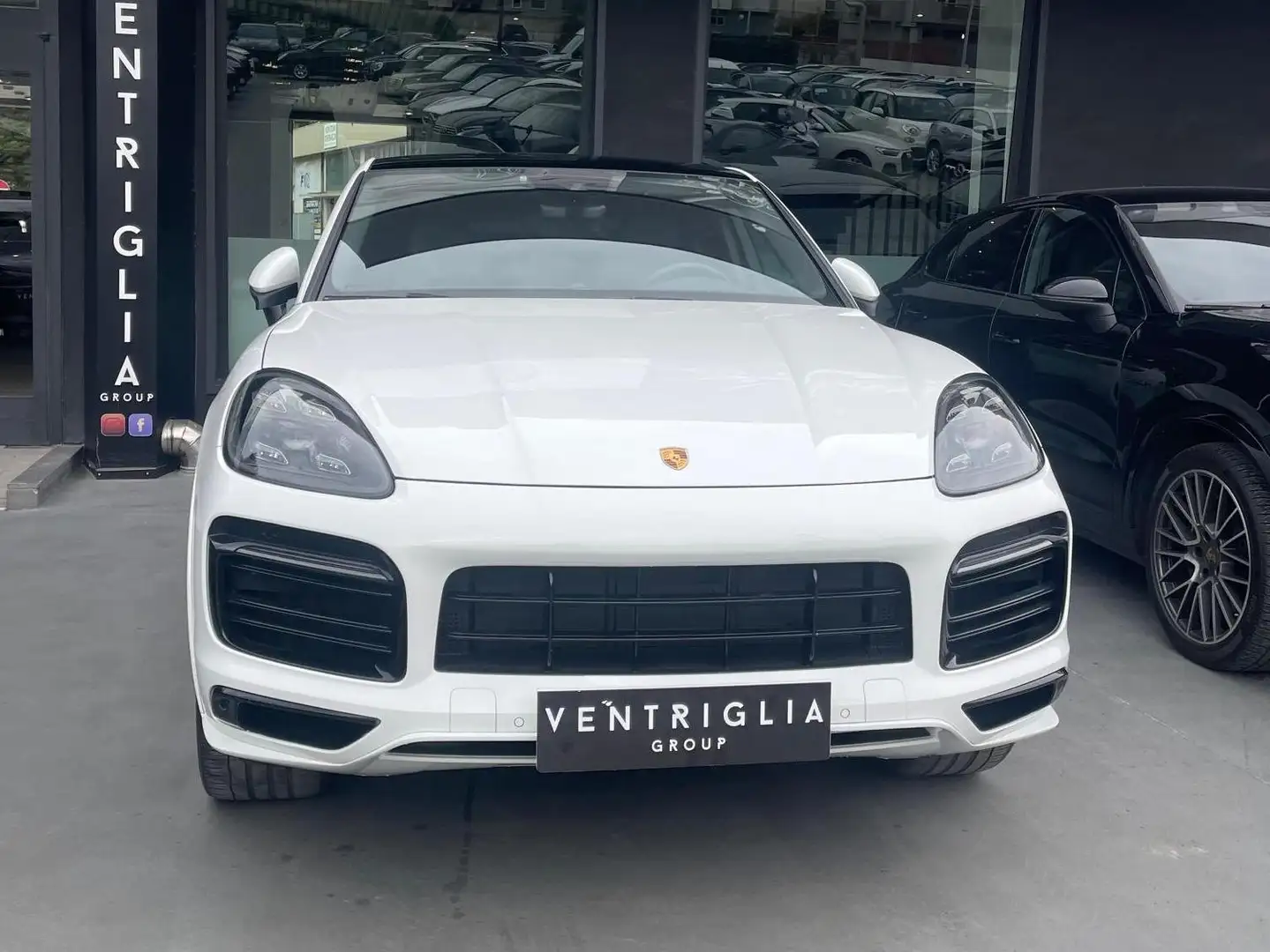 Porsche Cayenne Cayenne Coupe 2019 Coupe 3.0 e-hybrid tiptronic - 1