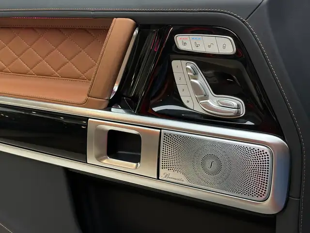 Mercedes-Benz G-Class view 12