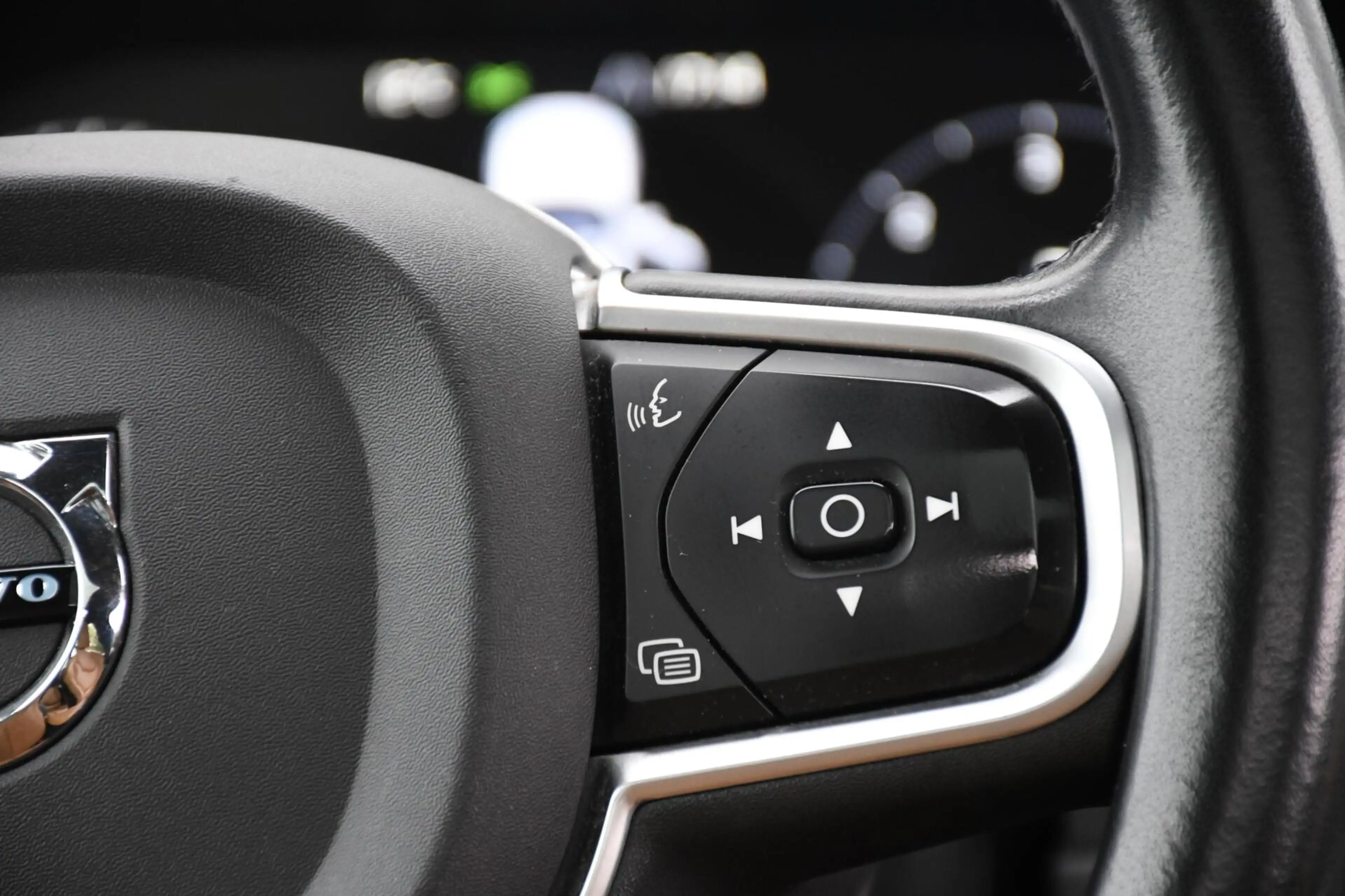 Volvo V60 2.0 D4 Inscription Pano Leer Led Trekhaak CarPlay — photo 8