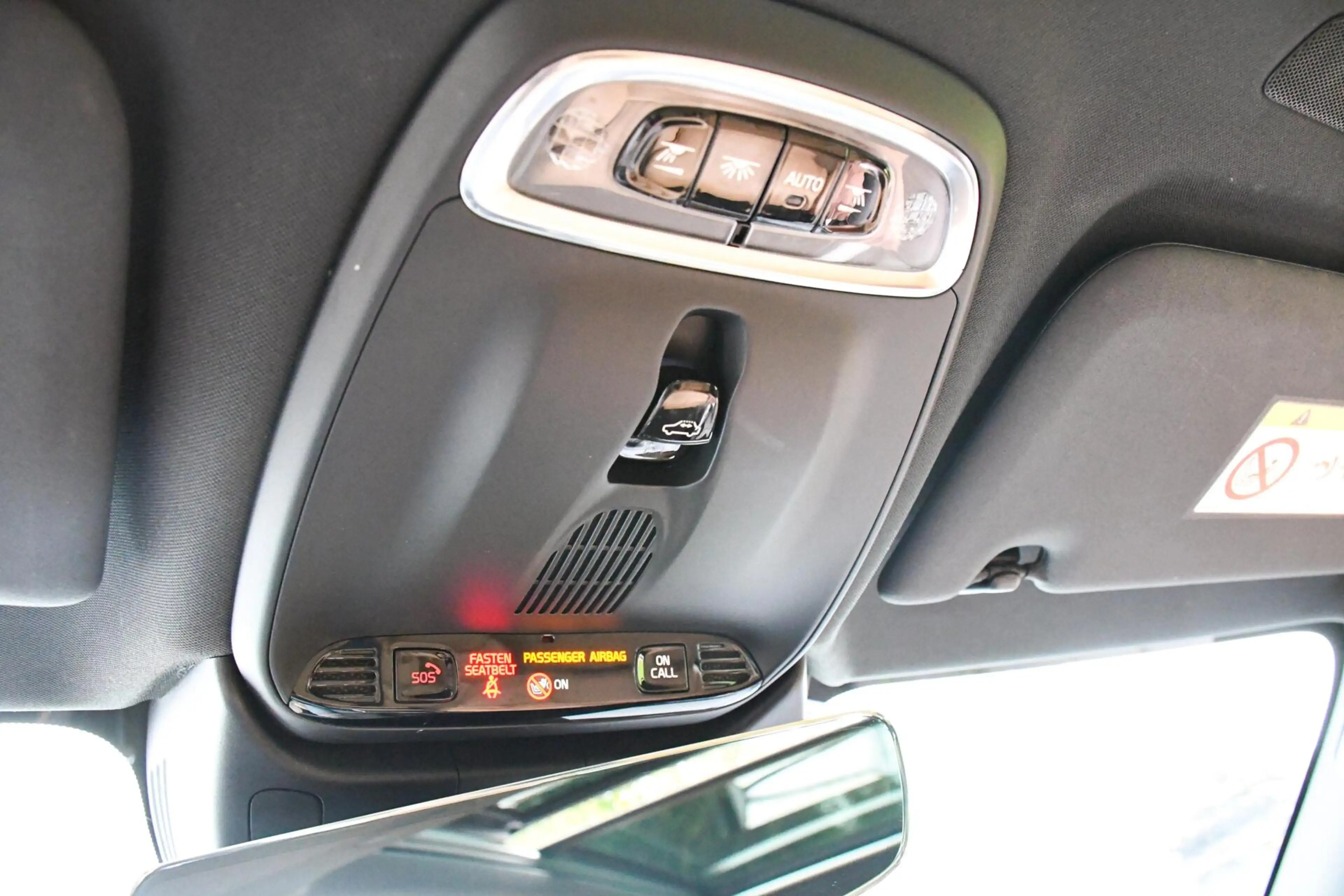 Volvo V60 2.0 D4 Inscription Pano Leer Led Trekhaak CarPlay — photo 34