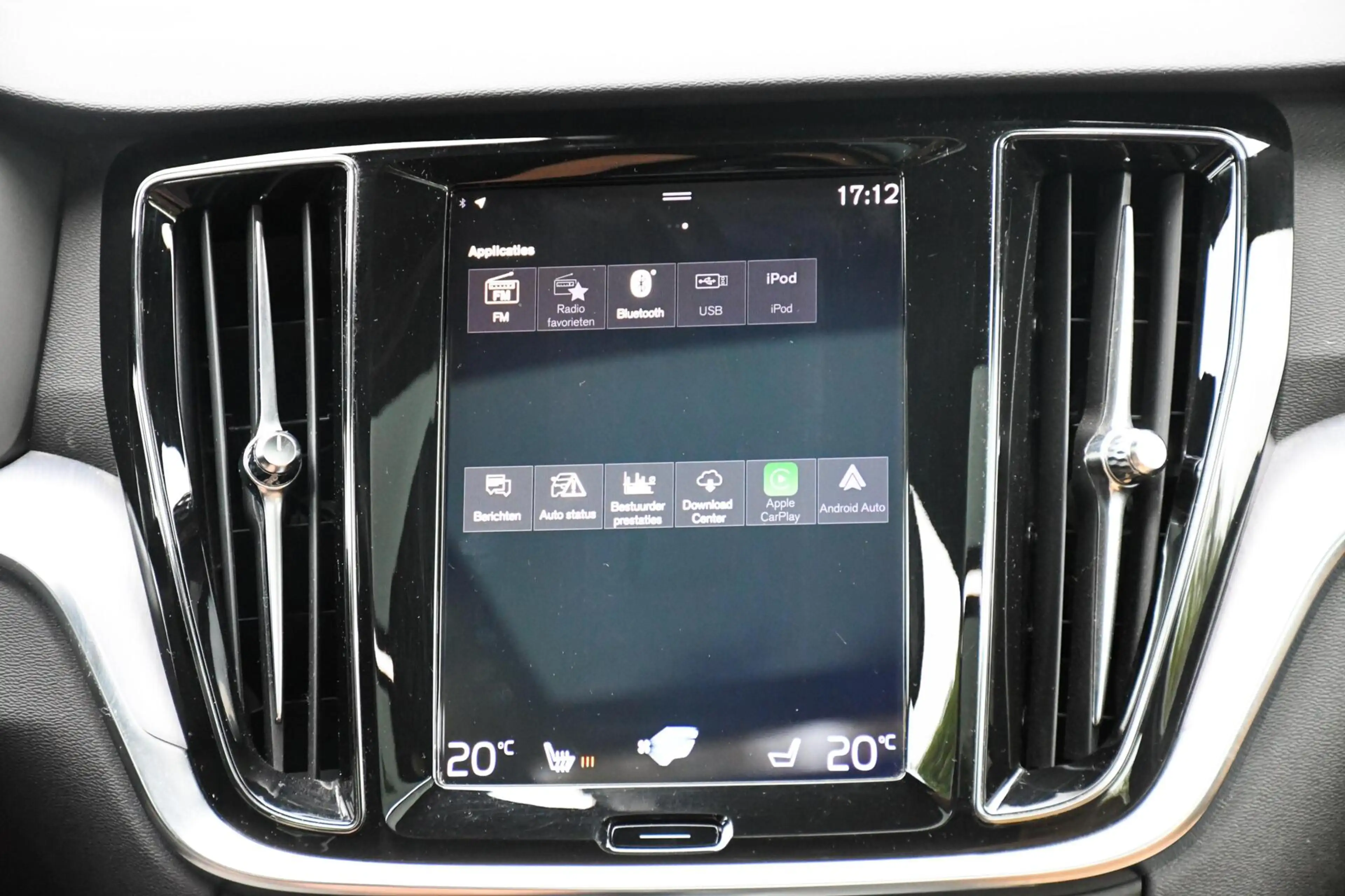 Volvo V60 2.0 D4 Inscription Pano Leer Led Trekhaak CarPlay — photo 21
