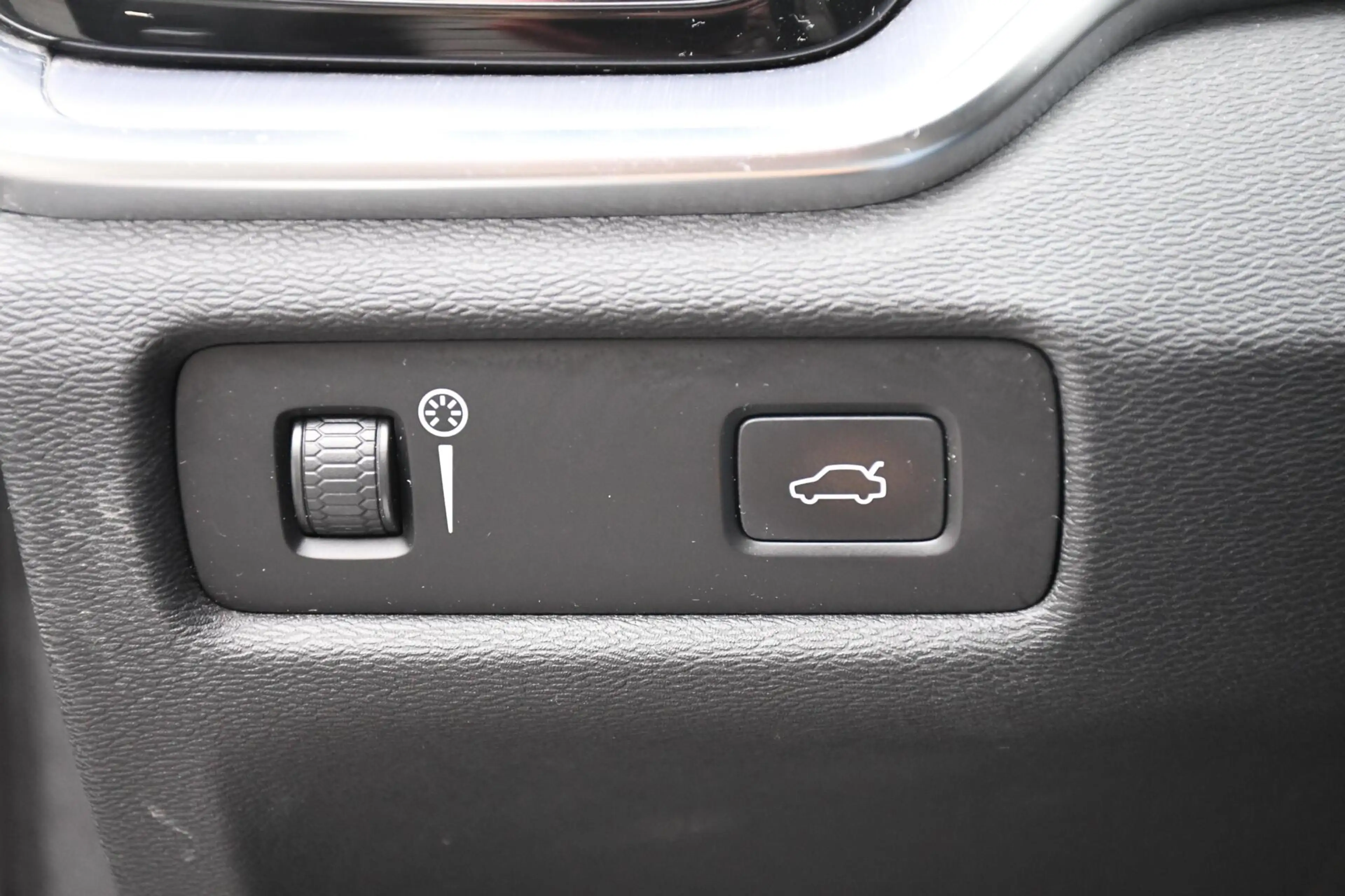 Volvo V60 2.0 D4 Inscription Pano Leer Led Trekhaak CarPlay — photo 31