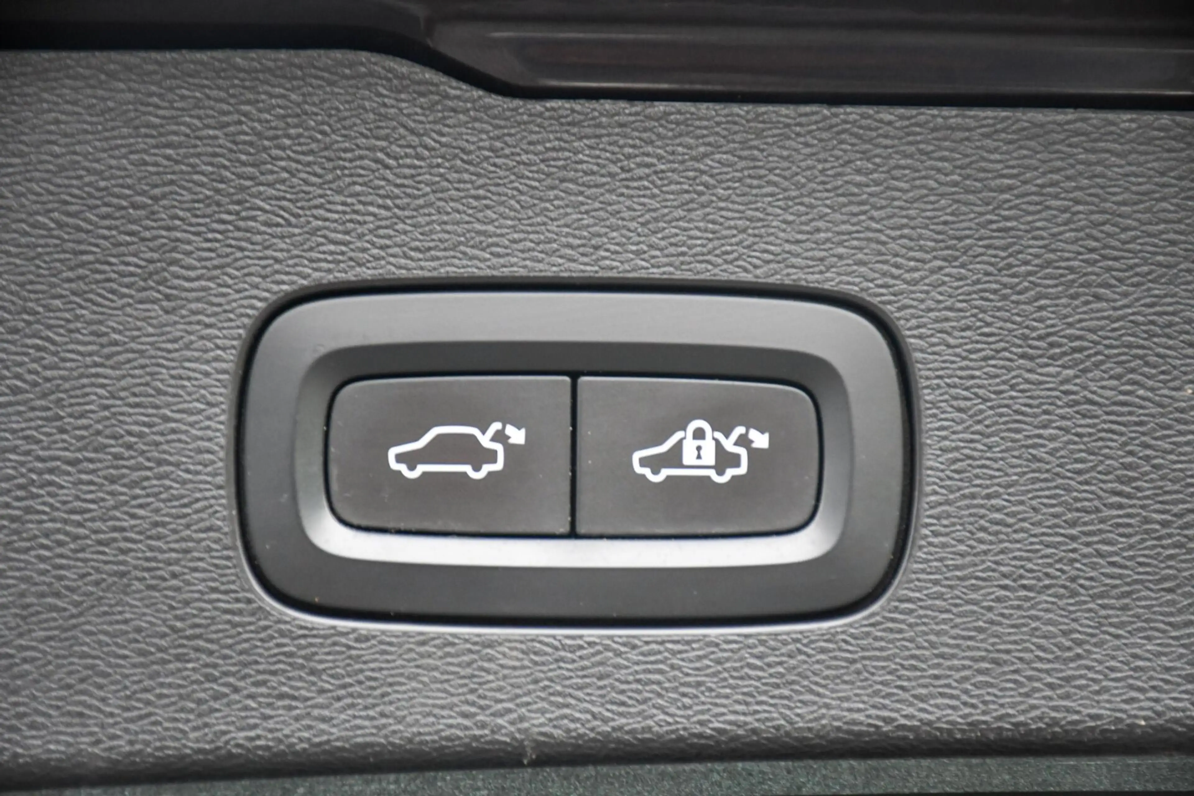 Volvo V60 2.0 D4 Inscription Pano Leer Led Trekhaak CarPlay — photo 43