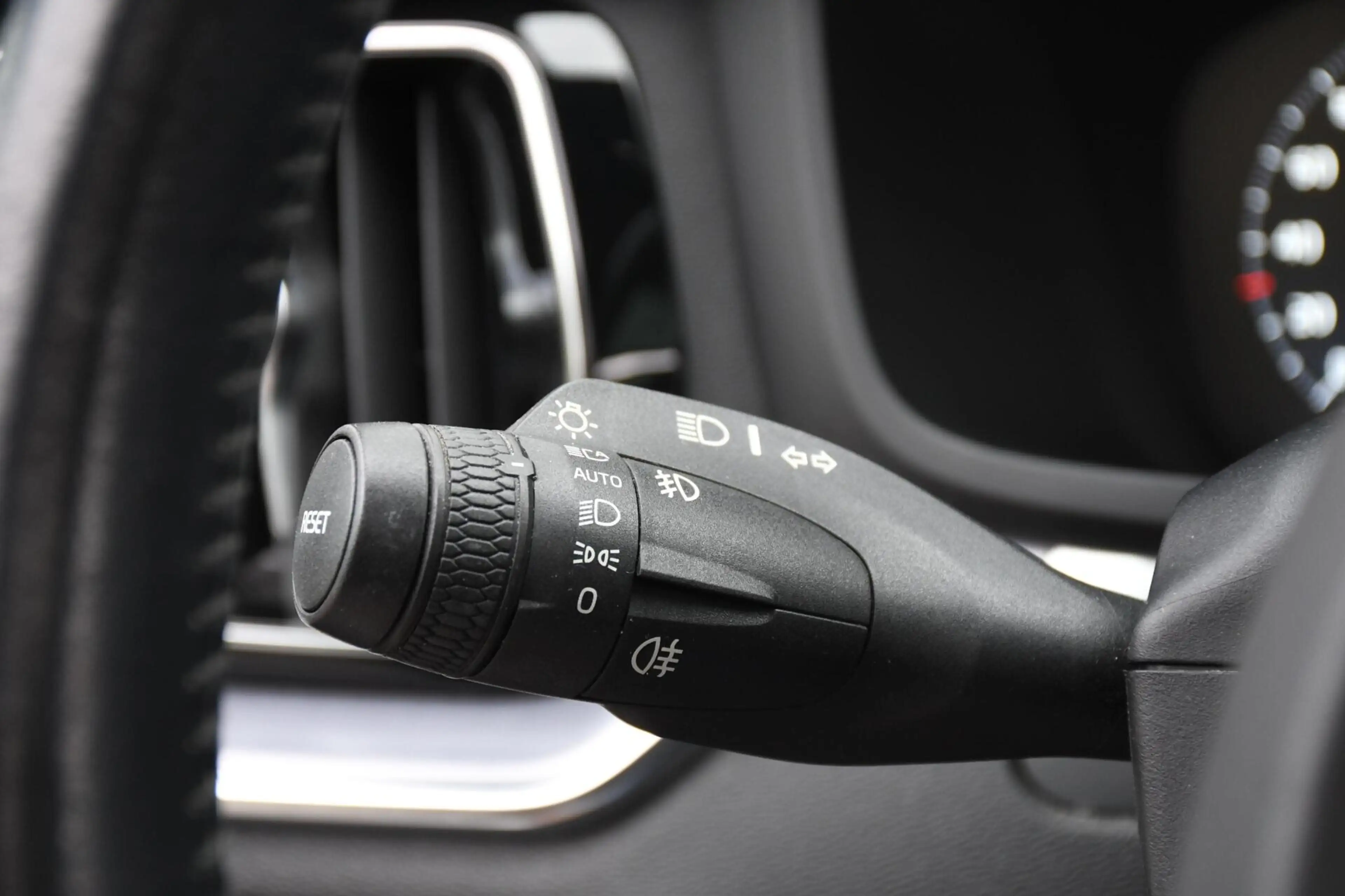 Volvo V60 2.0 D4 Inscription Pano Leer Led Trekhaak CarPlay — photo 10
