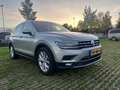 Volkswagen Tiguan 1.4 TSI ACT Highl. Automaat Szürke - thumbnail 2