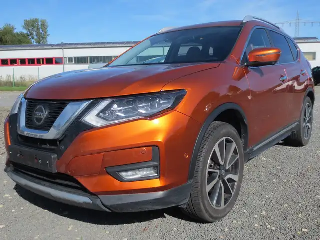 Nissan X-Trail Tekna Automatik *7SITZE/LED/SD/NAVI/AHK*