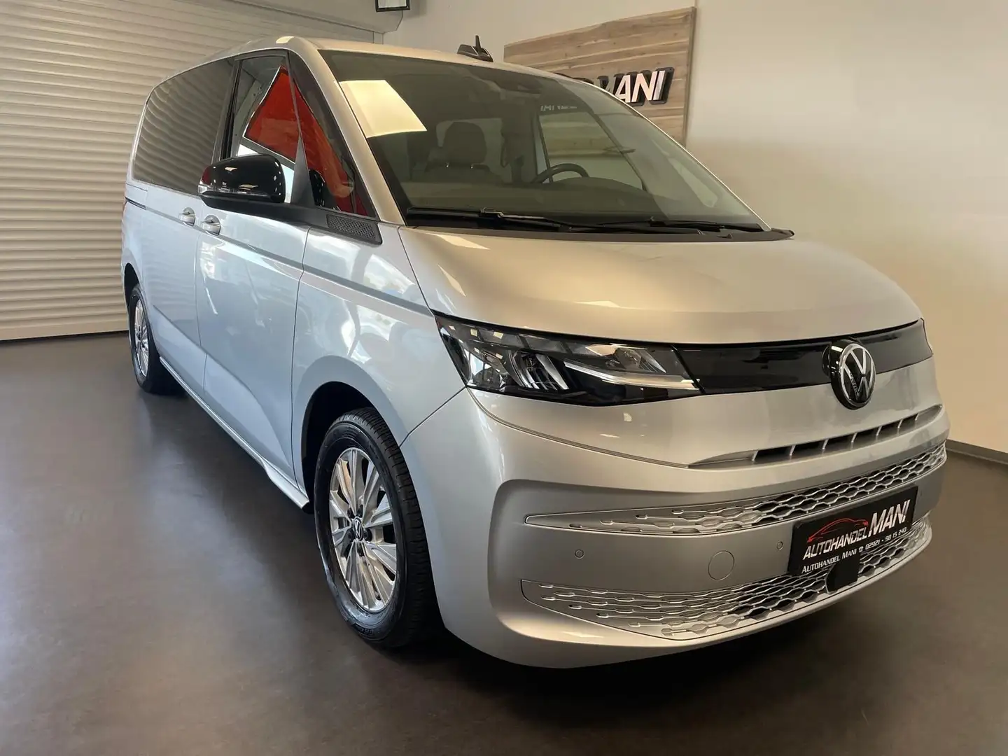 Volkswagen T7 Multivan /Kamera/PDC/LED/DSG/ vis-a-vis /Alu/ Silber - 1