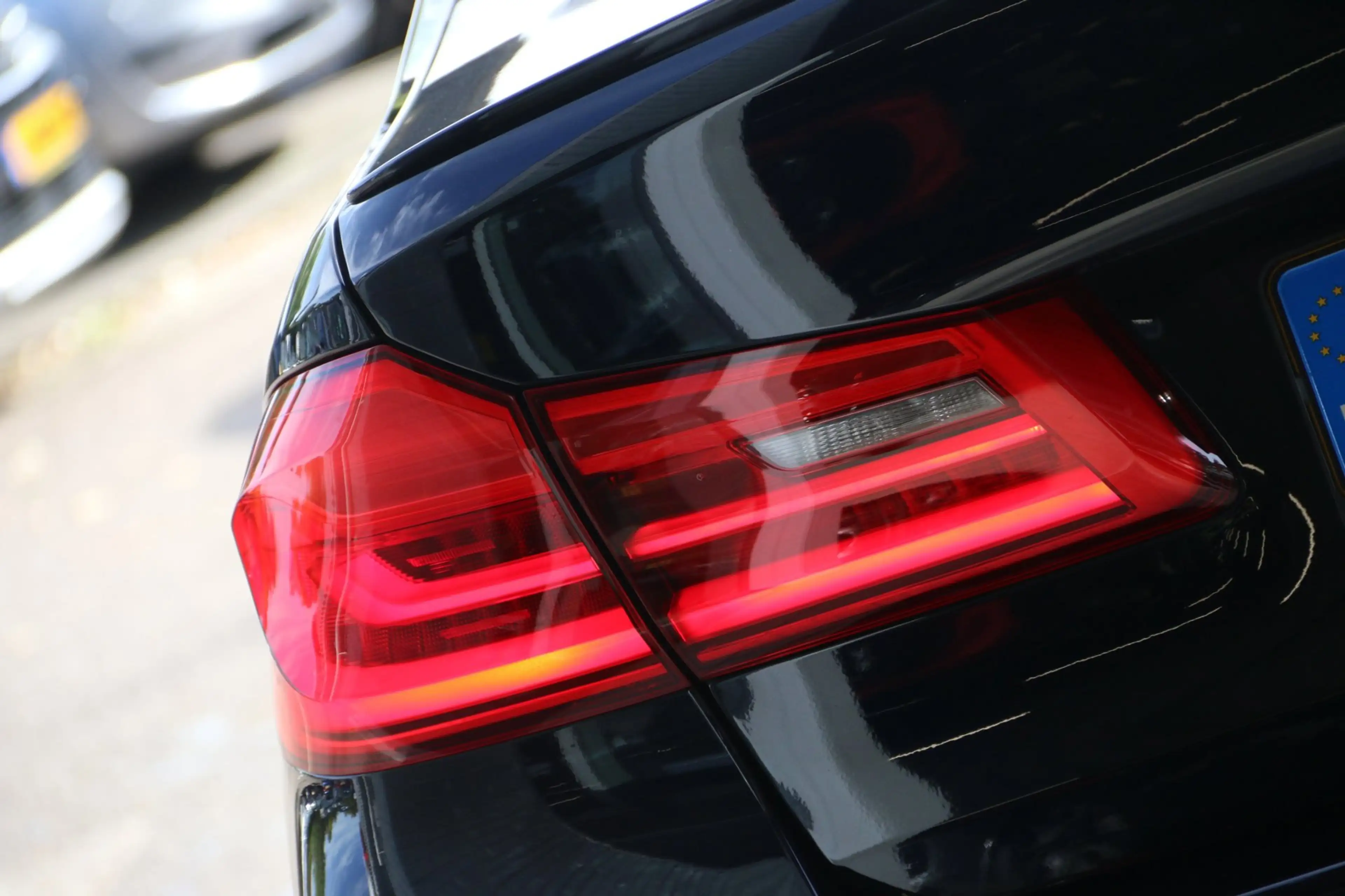 BMW 520 5-serie 520i High Executive Edition M-PAKKET NL-AU — photo 6