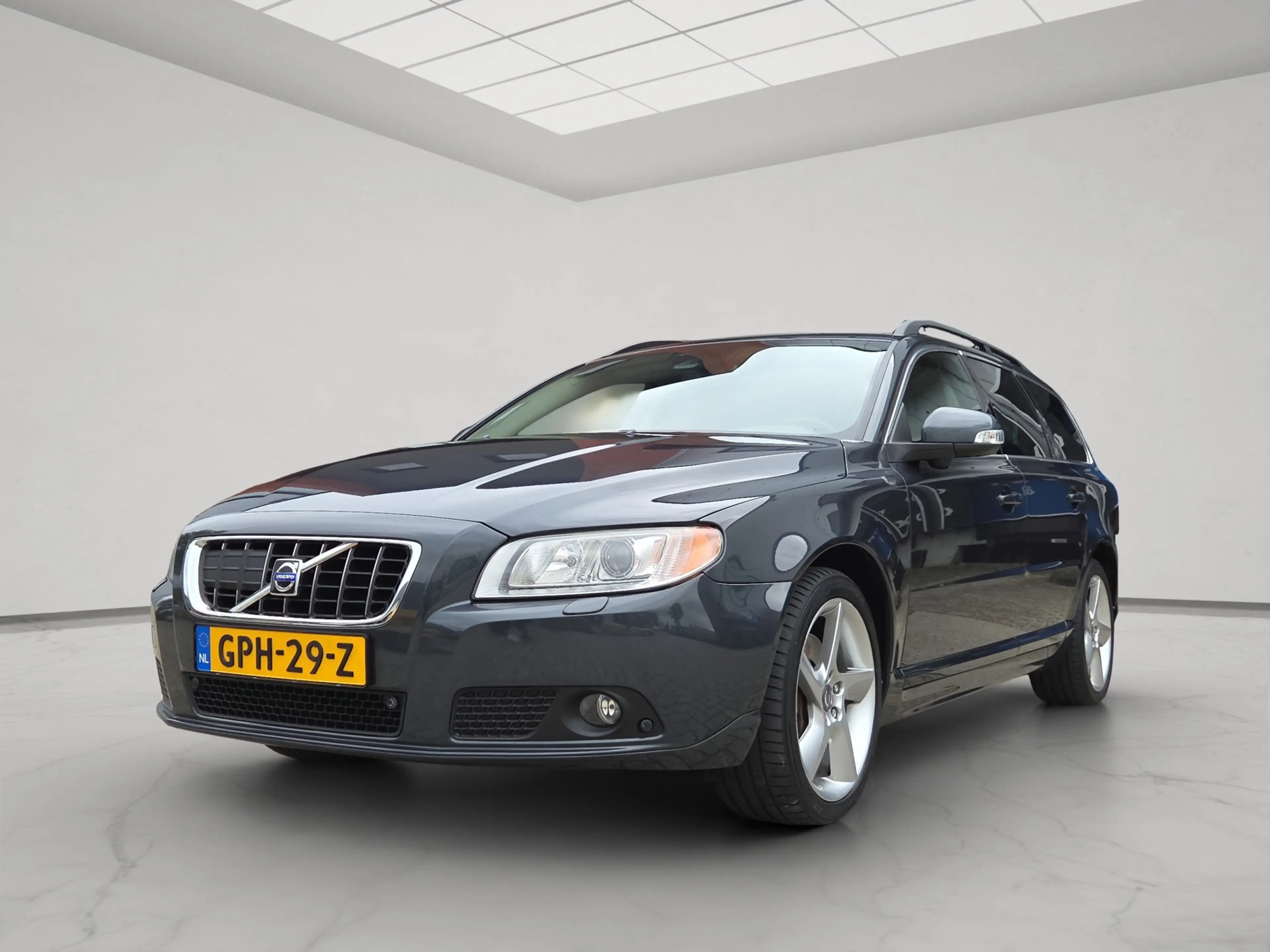 Volvo V70 3.0 T6 AWD Momentum — photo 5