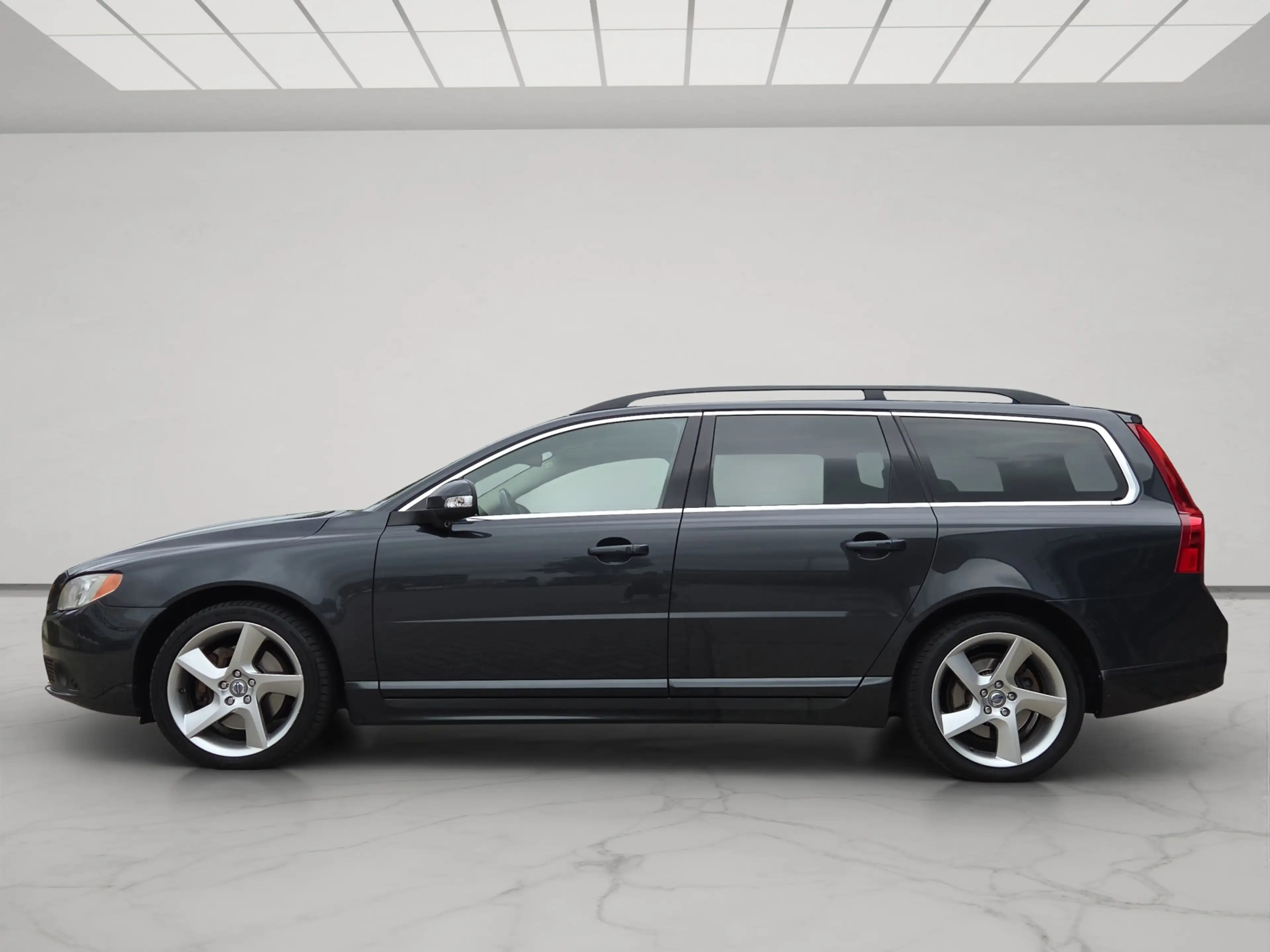 Volvo V70 3.0 T6 AWD Momentum — photo 7