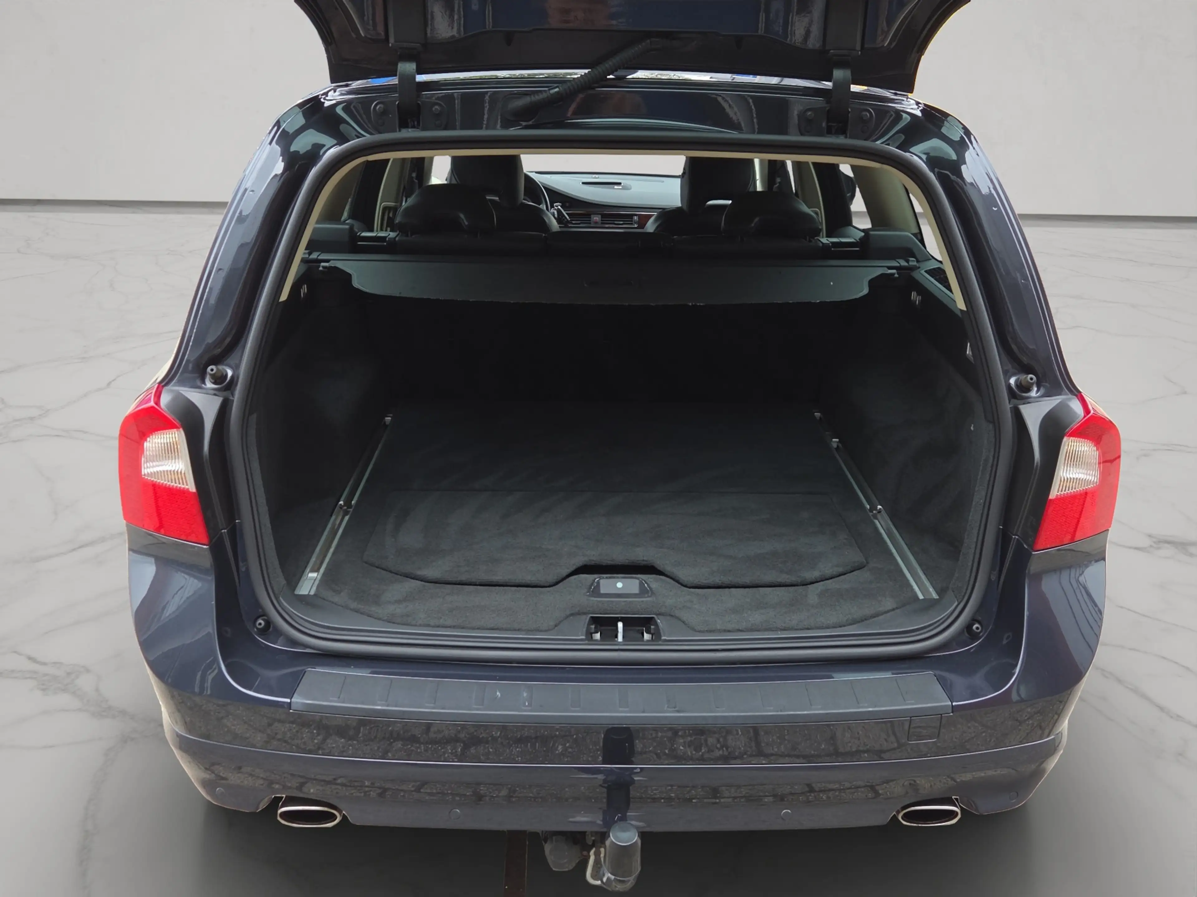Volvo V70 3.0 T6 AWD Momentum — photo 13