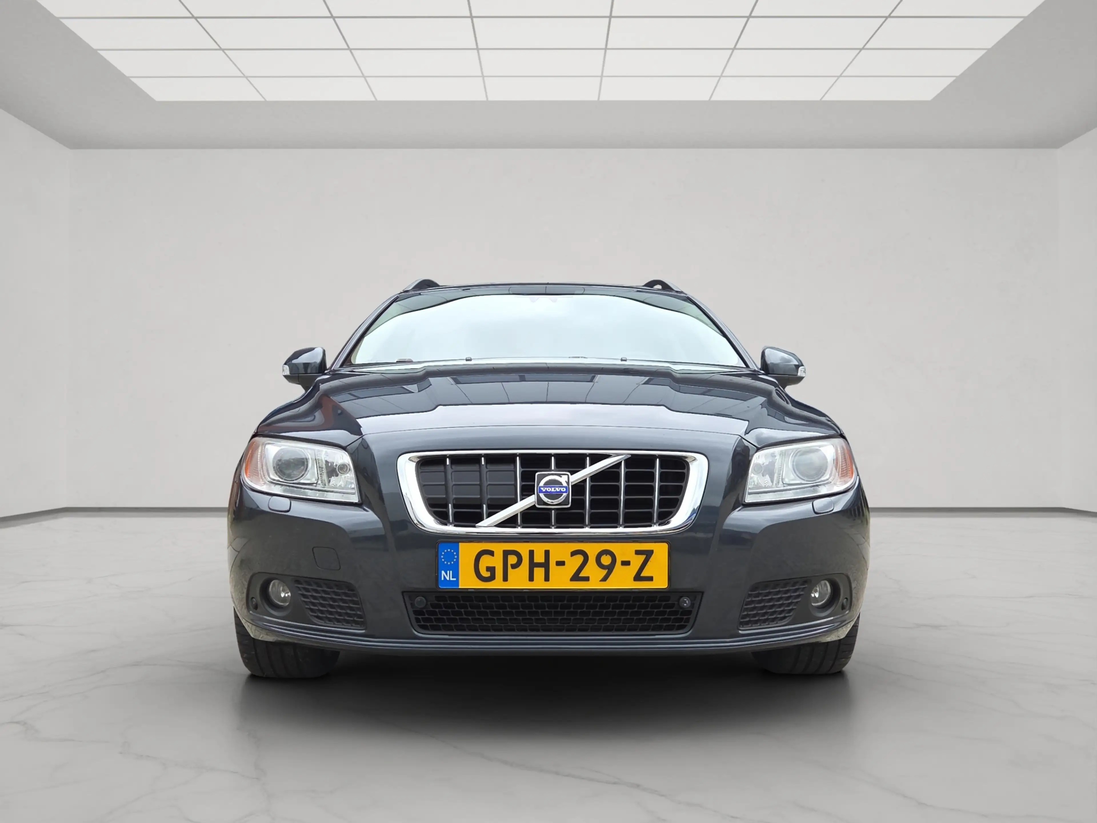 Volvo V70 3.0 T6 AWD Momentum — photo 3