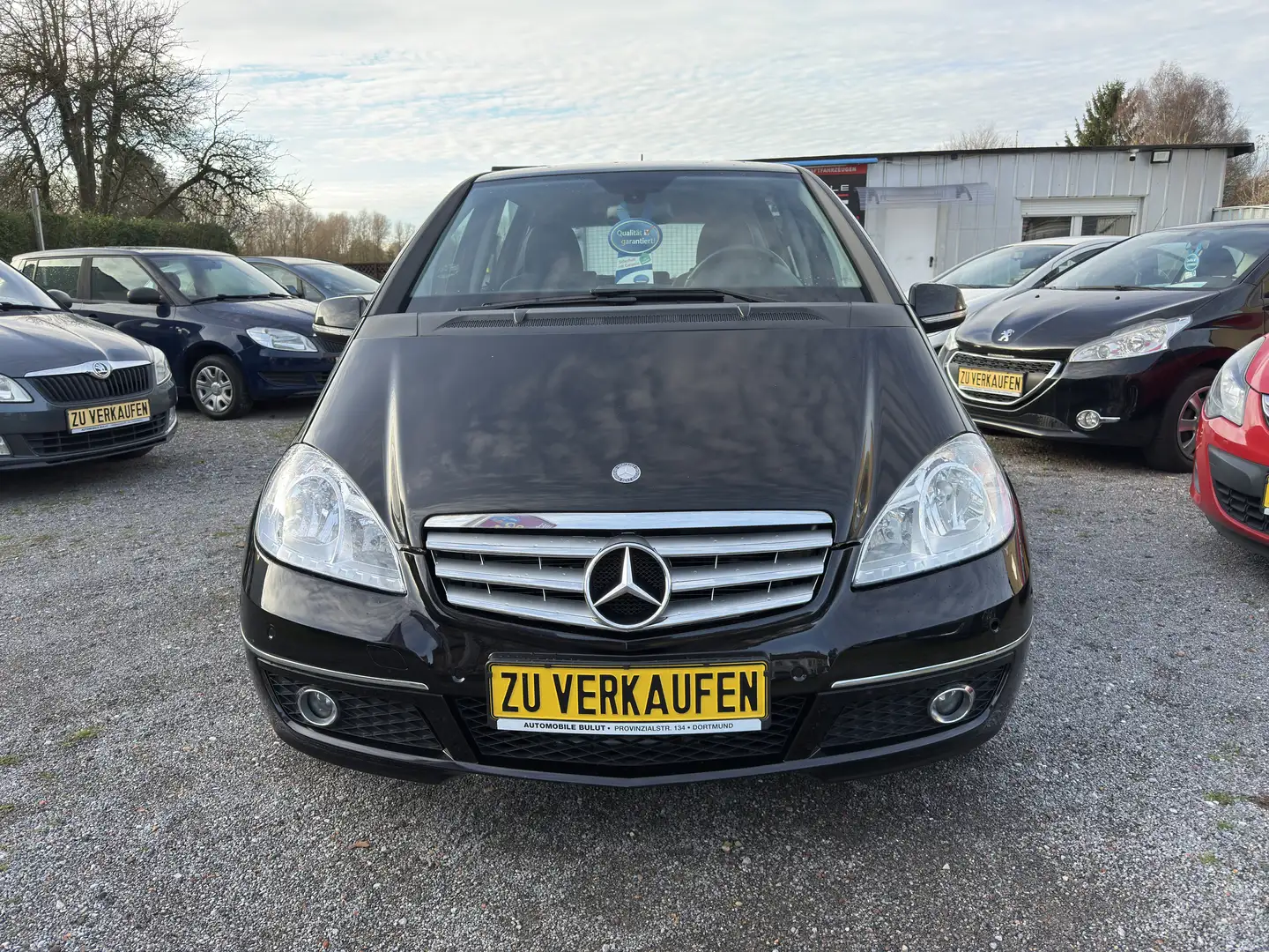 Mercedes-Benz A 180 A-Klasse  5-Türer BlueEFFICIENCY Noir - 2