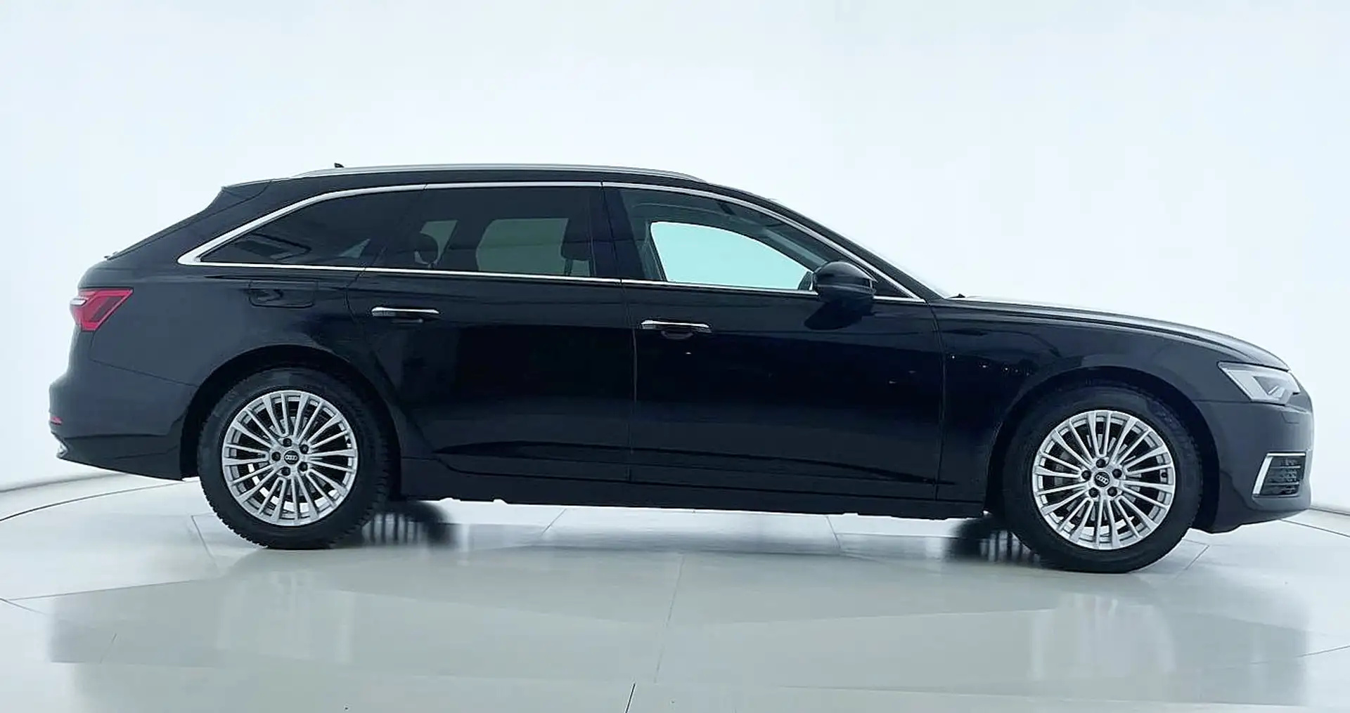 Audi A6 Avant 40 2.0 TDI quattro ultra S tronic Business Nero - 2