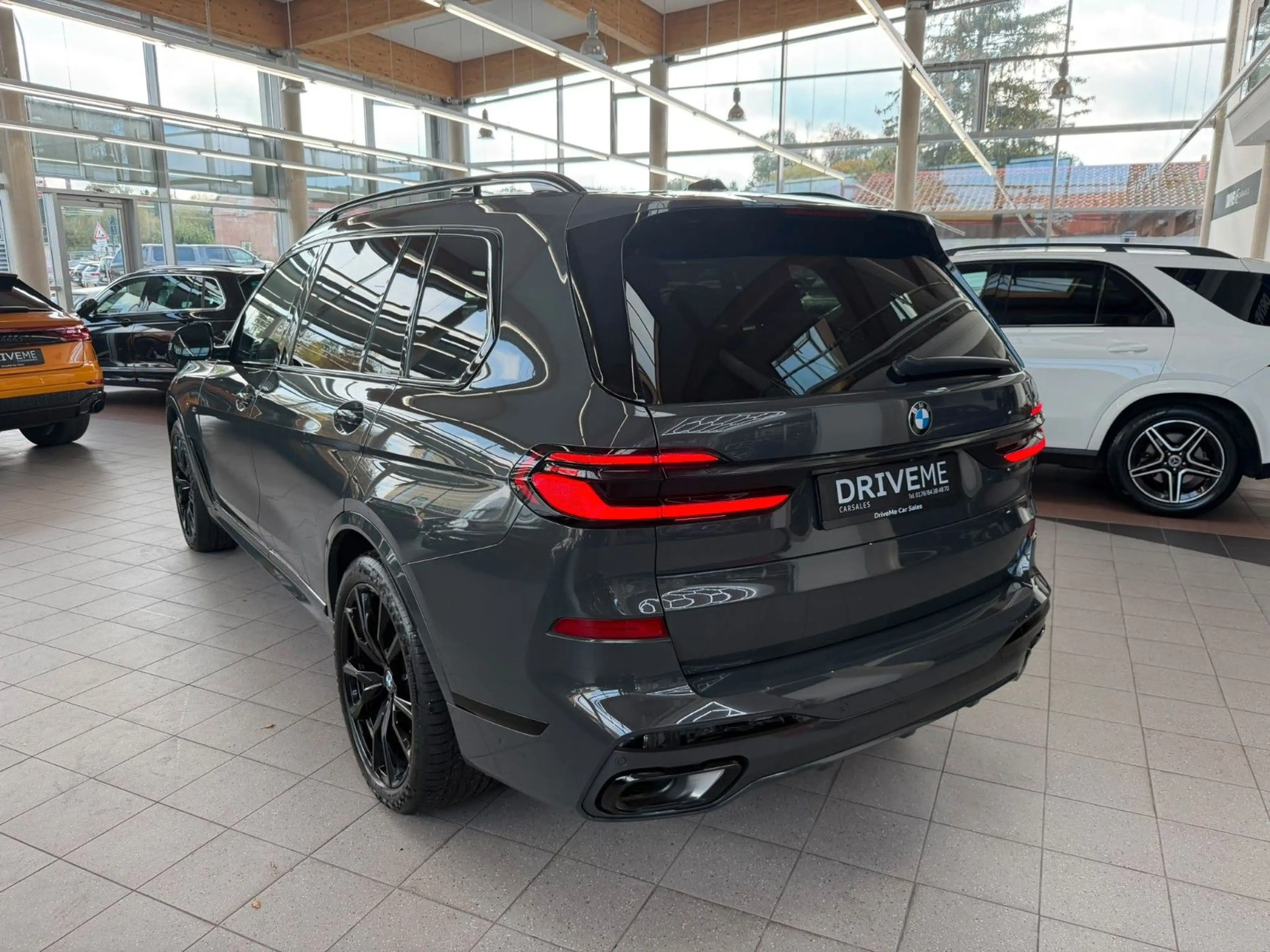 BMW X7 xDrive 40 d M Sport Iconic 7-Sitzer VOLL — photo 7