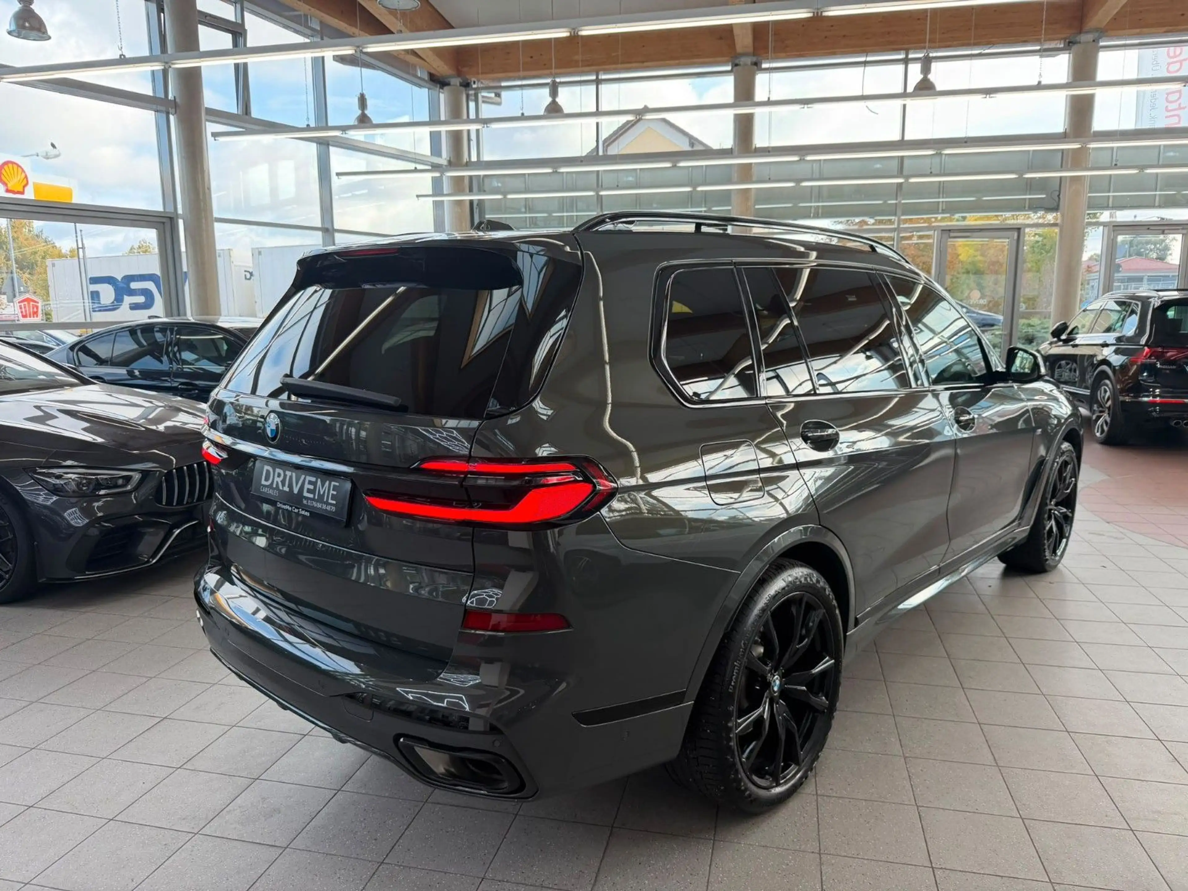 BMW X7 xDrive 40 d M Sport Iconic 7-Sitzer VOLL — photo 8