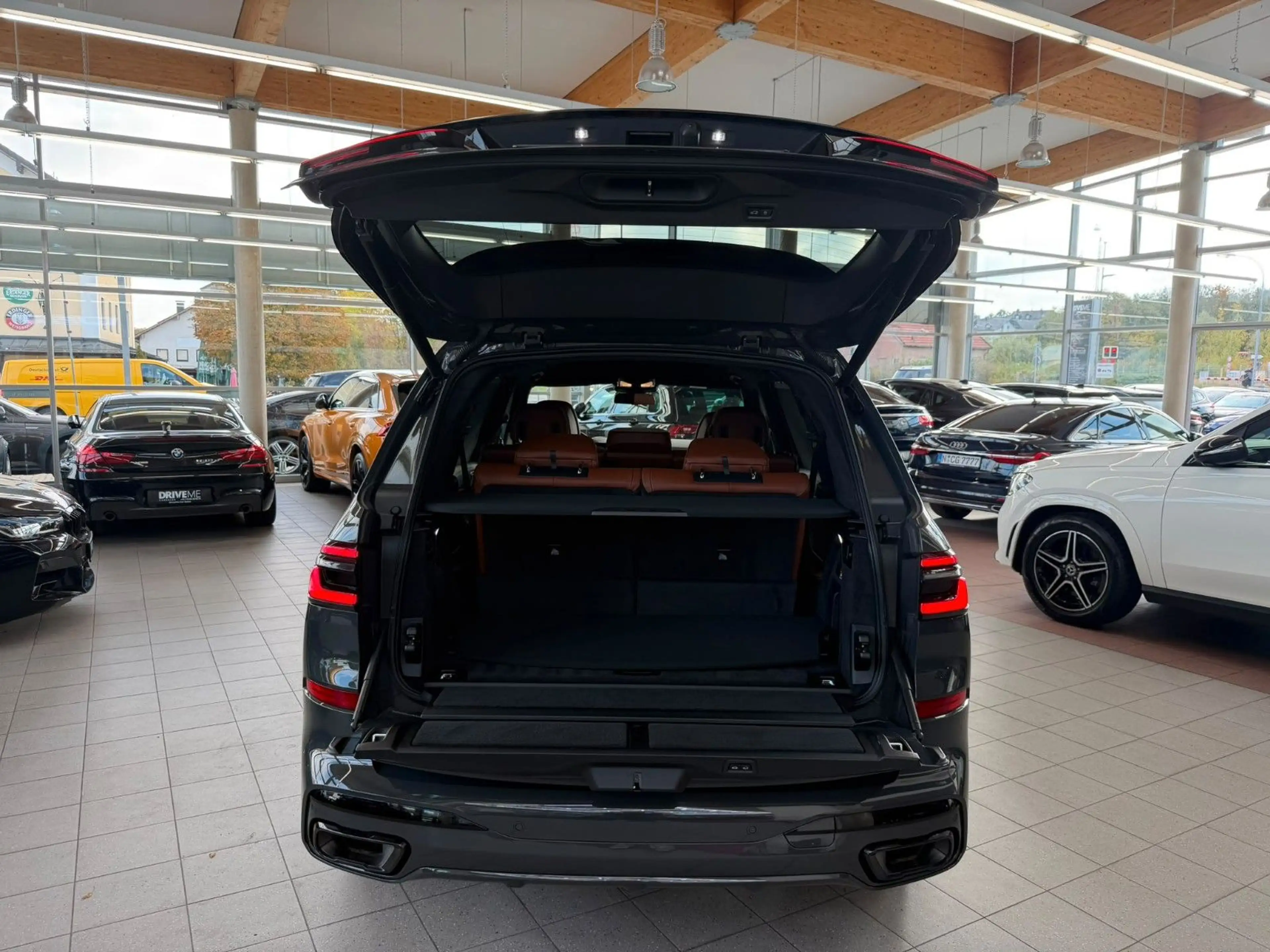 BMW X7 xDrive 40 d M Sport Iconic 7-Sitzer VOLL — photo 10