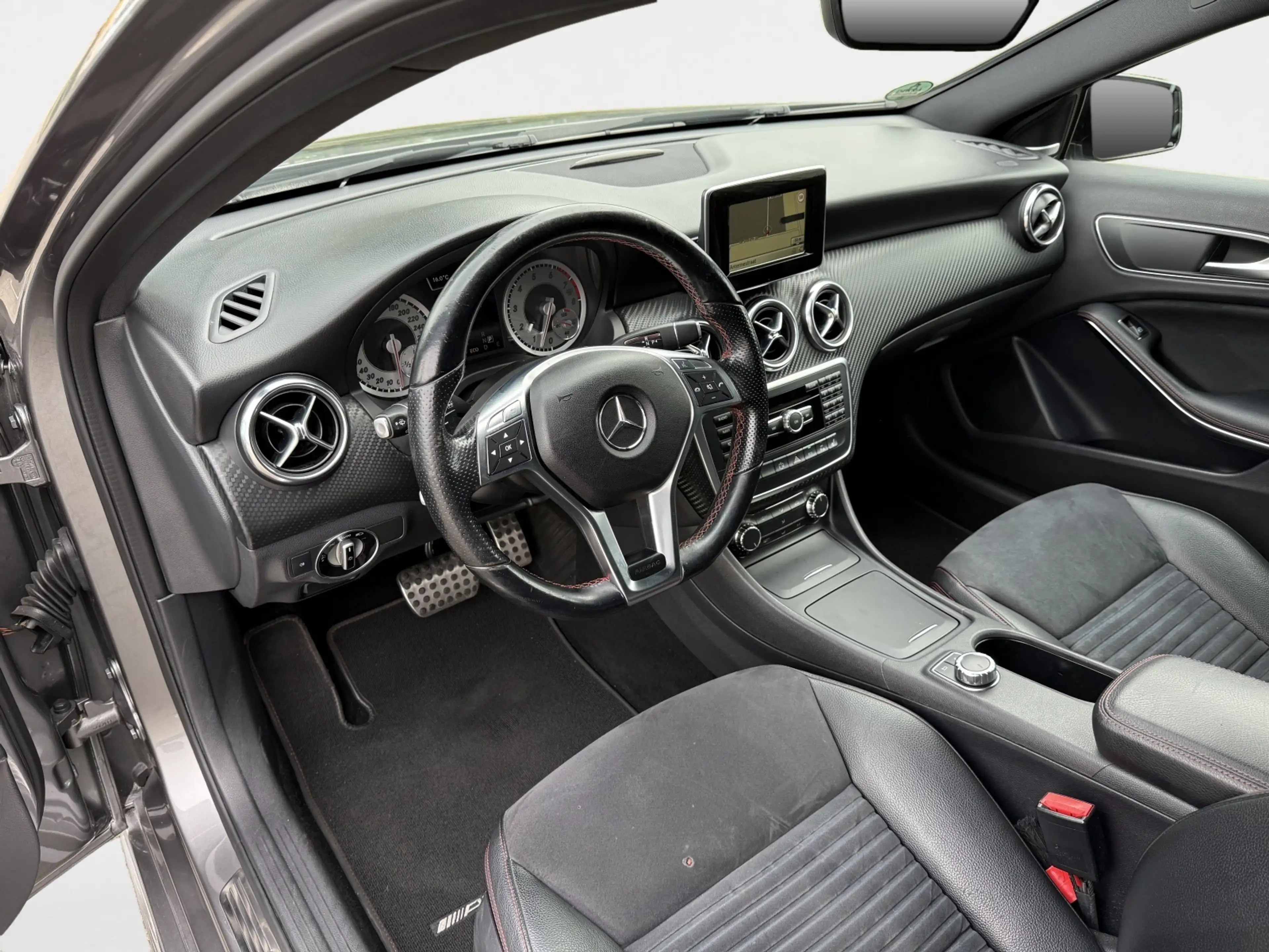 Mercedes-Benz A 200 AMG Prestige Automaat / H&K / Stoelvw /Park. Sens — photo 9