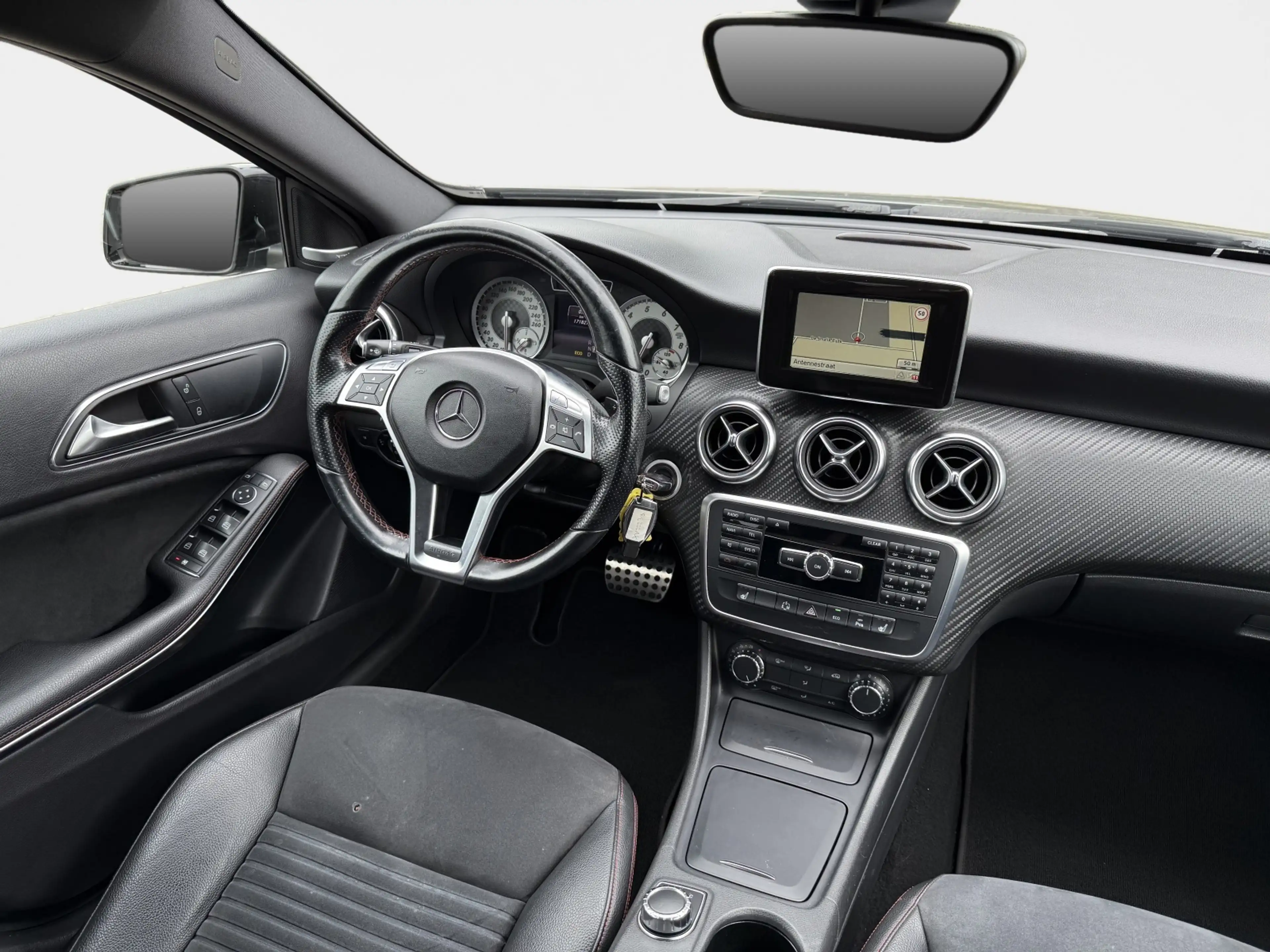 Mercedes-Benz A 200 AMG Prestige Automaat / H&K / Stoelvw /Park. Sens — photo 12