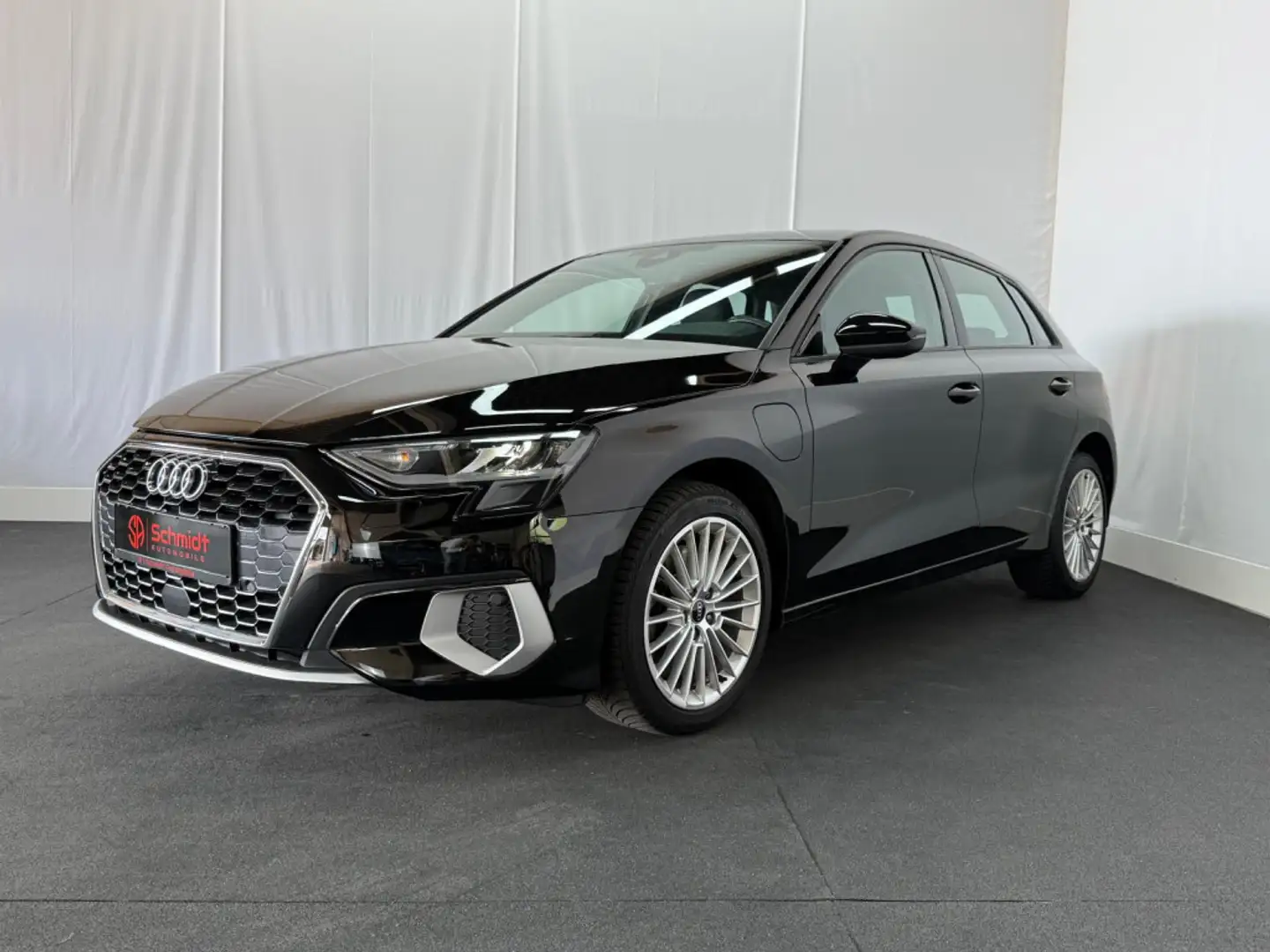 Audi A3 40 TFSI e advanced*LED*PDC*CARPLAY*TÜV NEU* Nero - 1