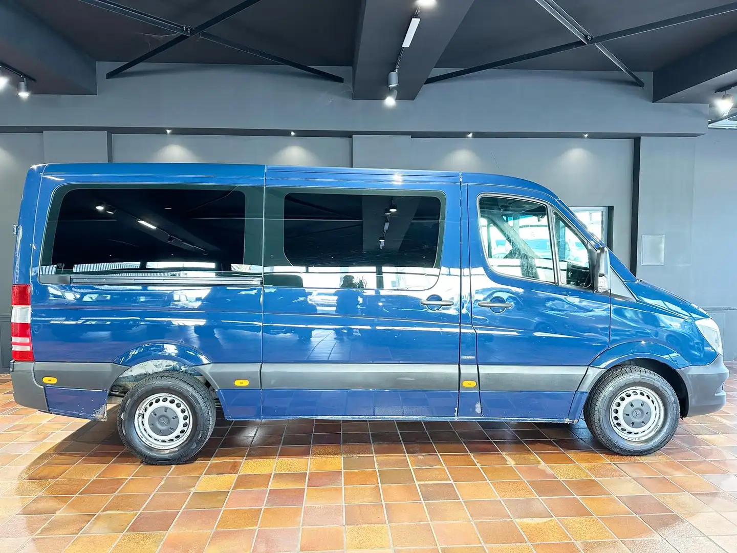 Mercedes-Benz Sprinter TOURER 316 8-SITZE KLIMA L2 EURO5 1HAND Bleu - 2