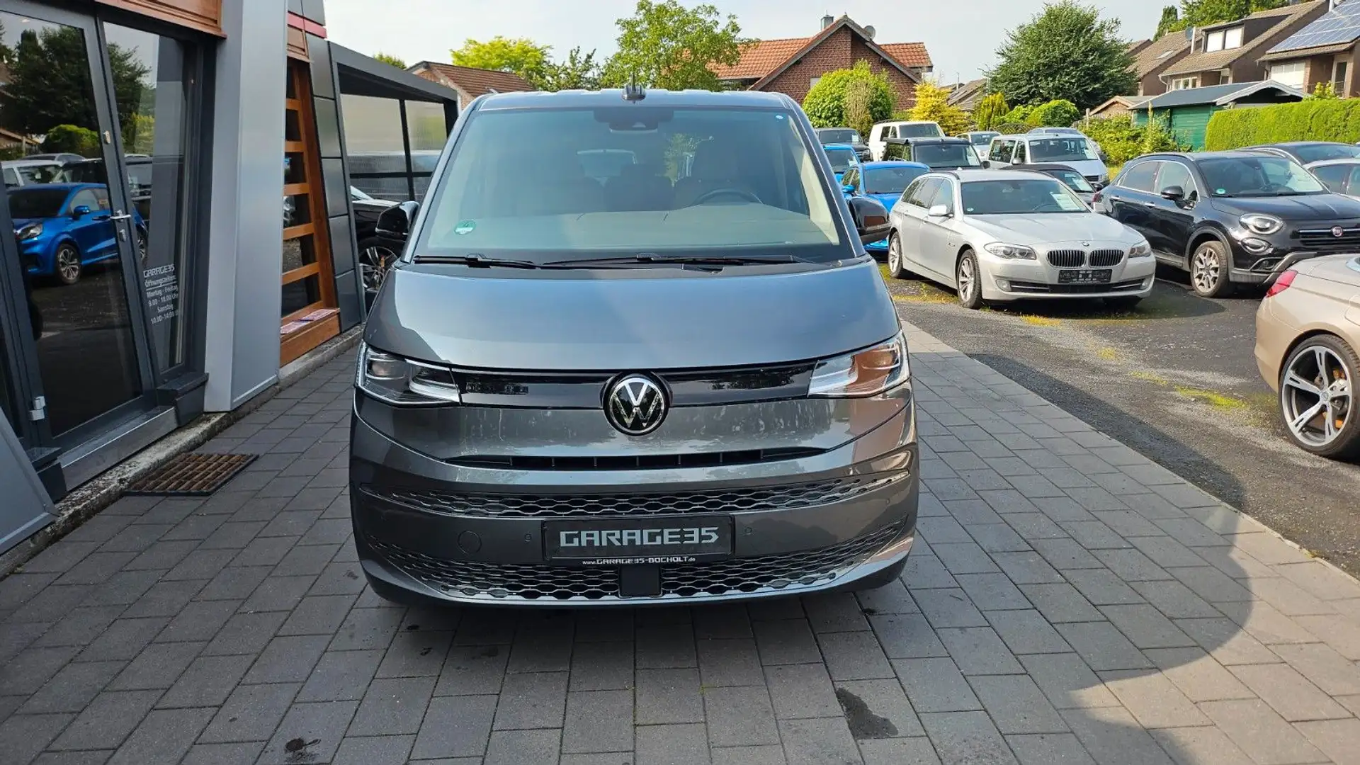 Volkswagen T7 Multivan Lang/Easy Open/MATRIX/R.CAM Grigio - 2