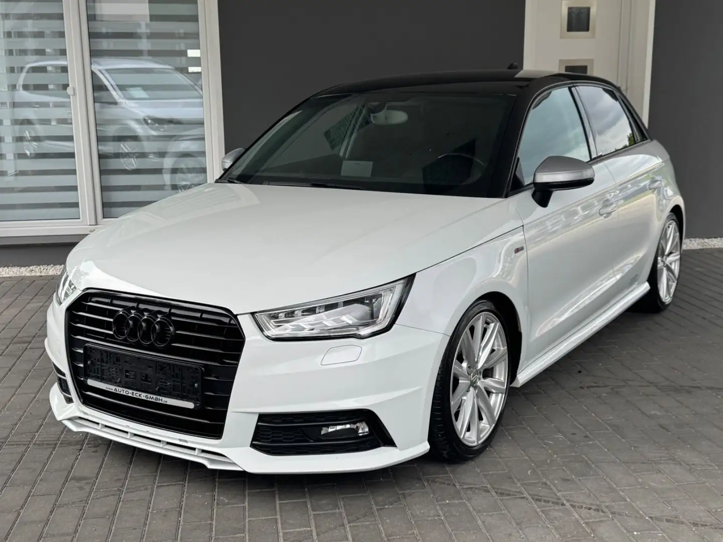 Audi A1 1.0 TFSI Sportback | Xenon | Navi | S-line Wit - 1