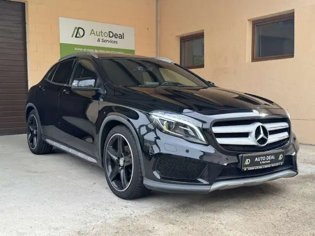 Mercedes-Benz GLA 200 d pack AMG Panorama  Automatique
