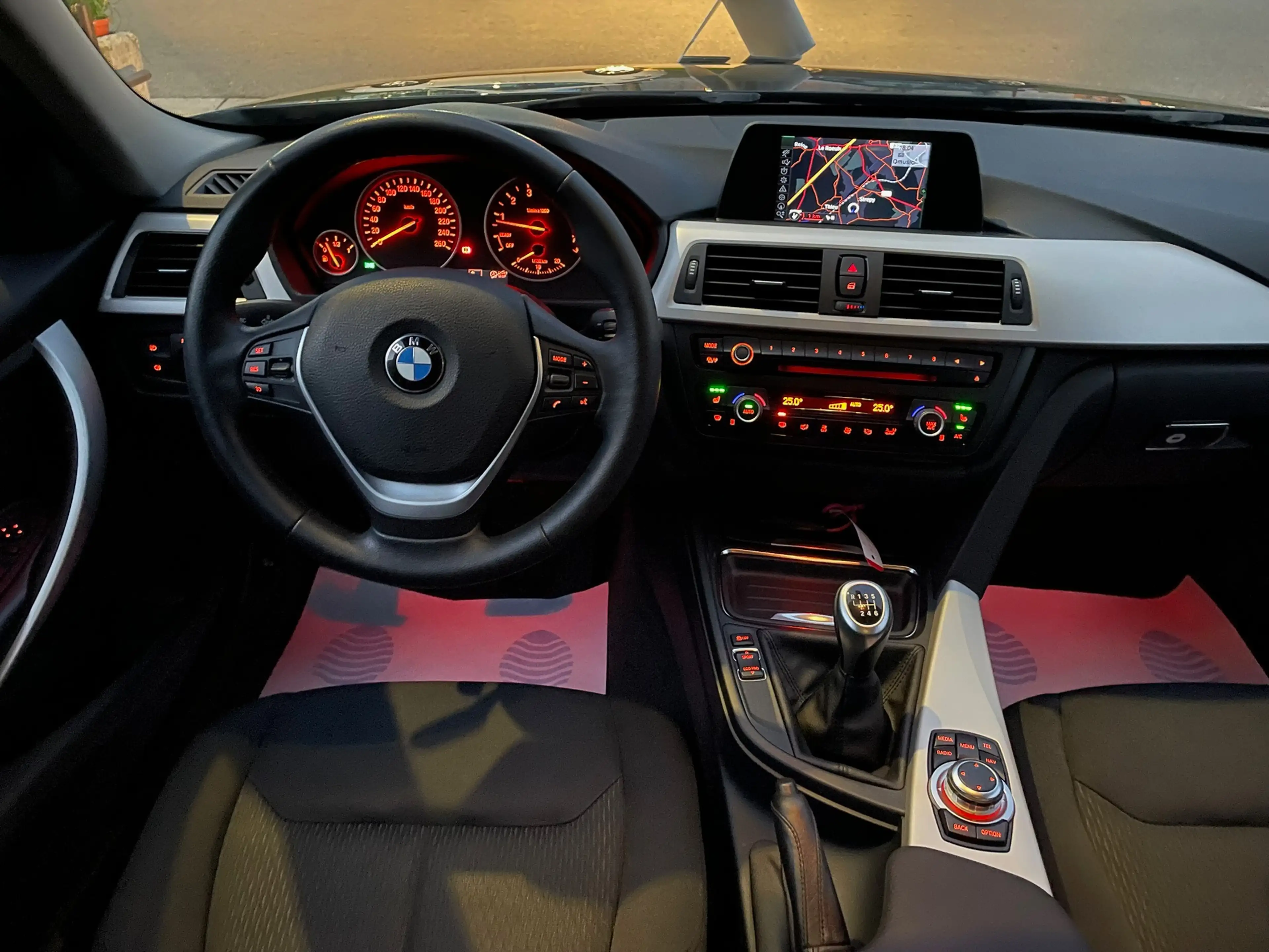 BMW 316 🏴 HATCH ⚠️GARANTIE 12 MOIS⚠️ — photo 11