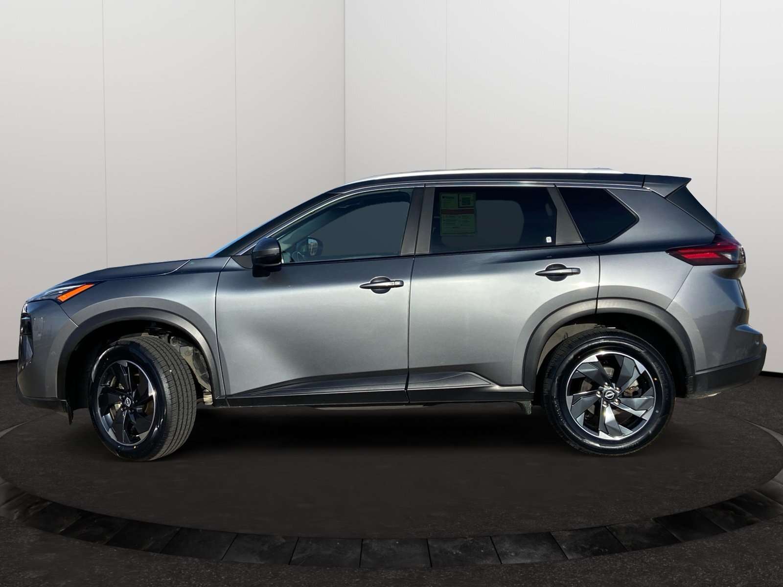 2024 Nissan Rogue SV | Moonroof | One Owner Carfax | — снимка 3