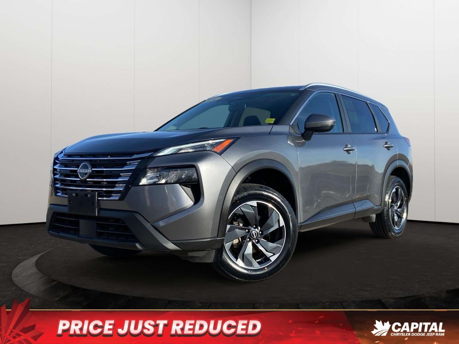 2024 Nissan Rogue SV | Moonroof | One Owner Carfax |