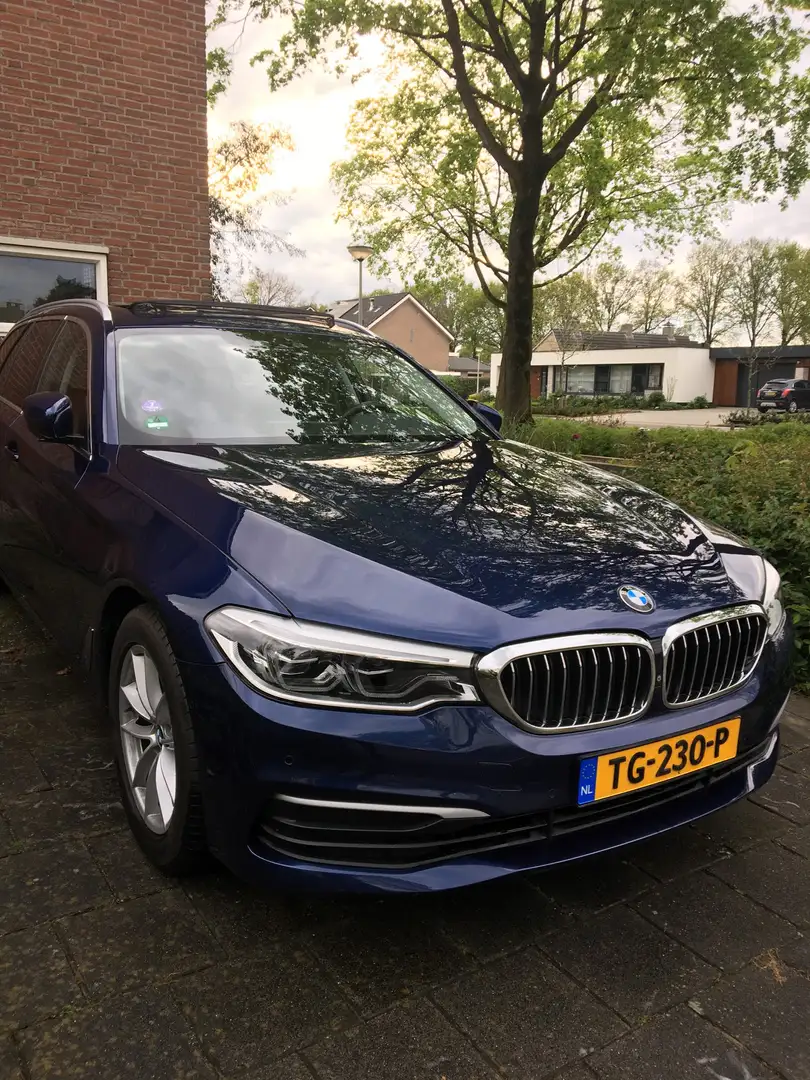 BMW 520 High Executive, NL Auto !! Bleu - 2