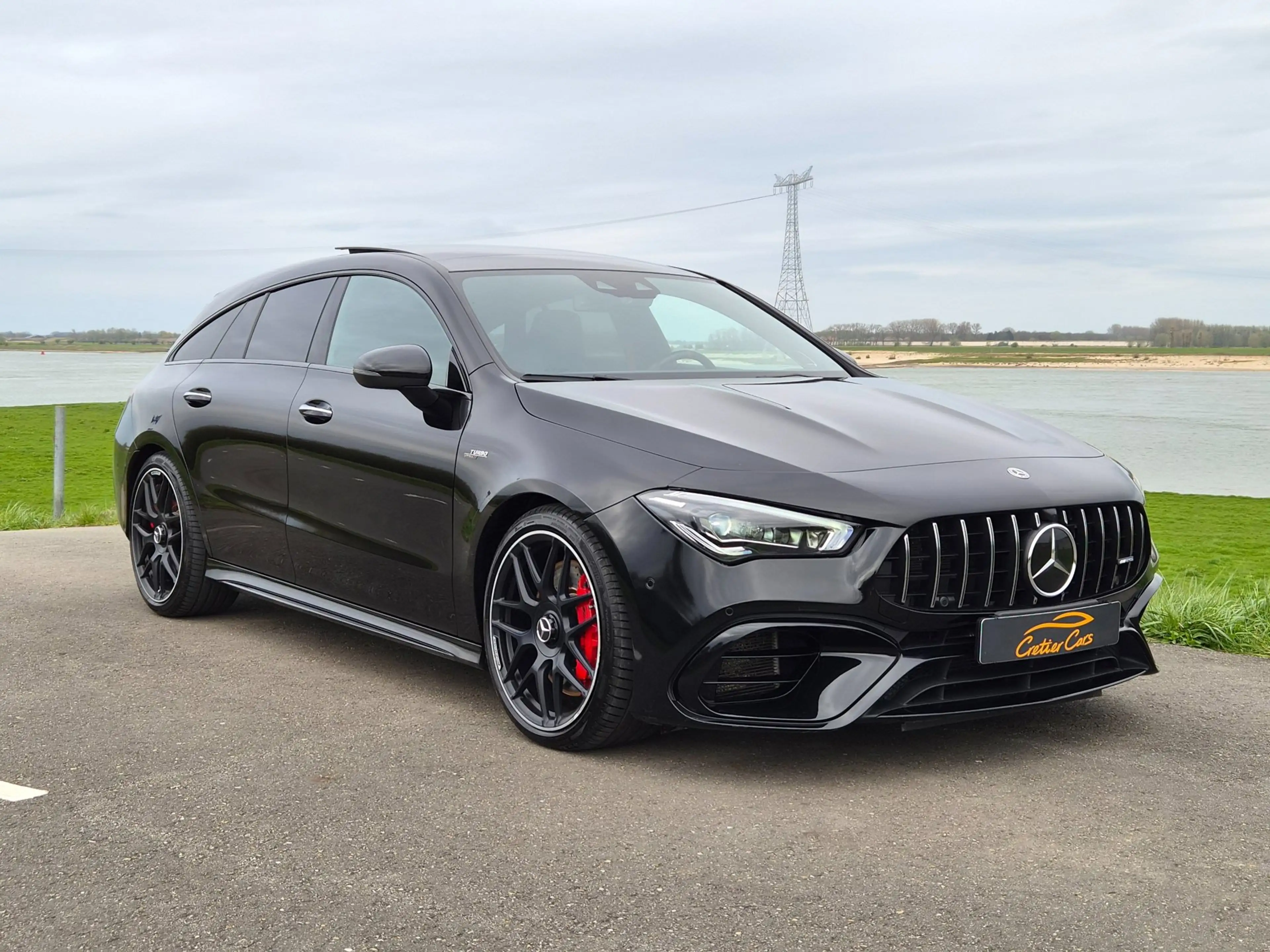 Mercedes-Benz CLA 45 AMG Shooting Brake S 4MATIC+ Premium Plus — photo 10