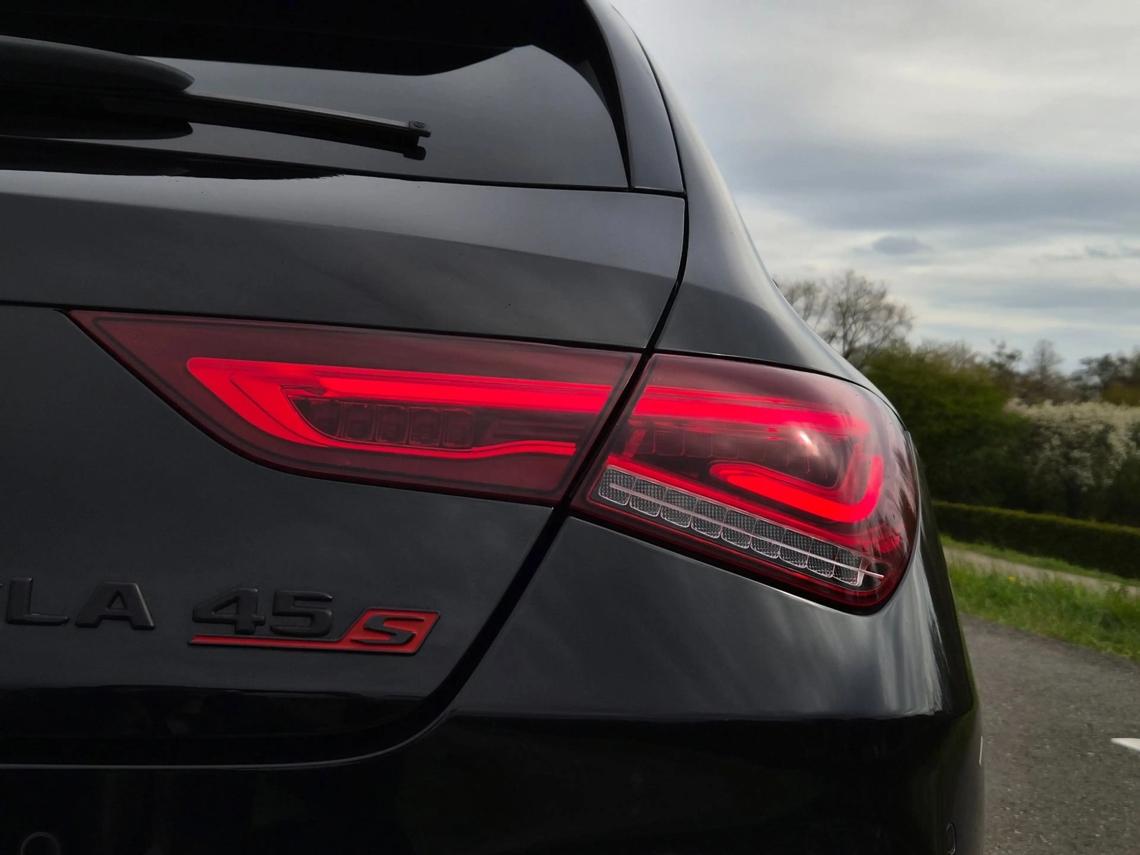 Mercedes-Benz CLA 45 AMG Shooting Brake S 4MATIC+ Premium Plus — photo 18