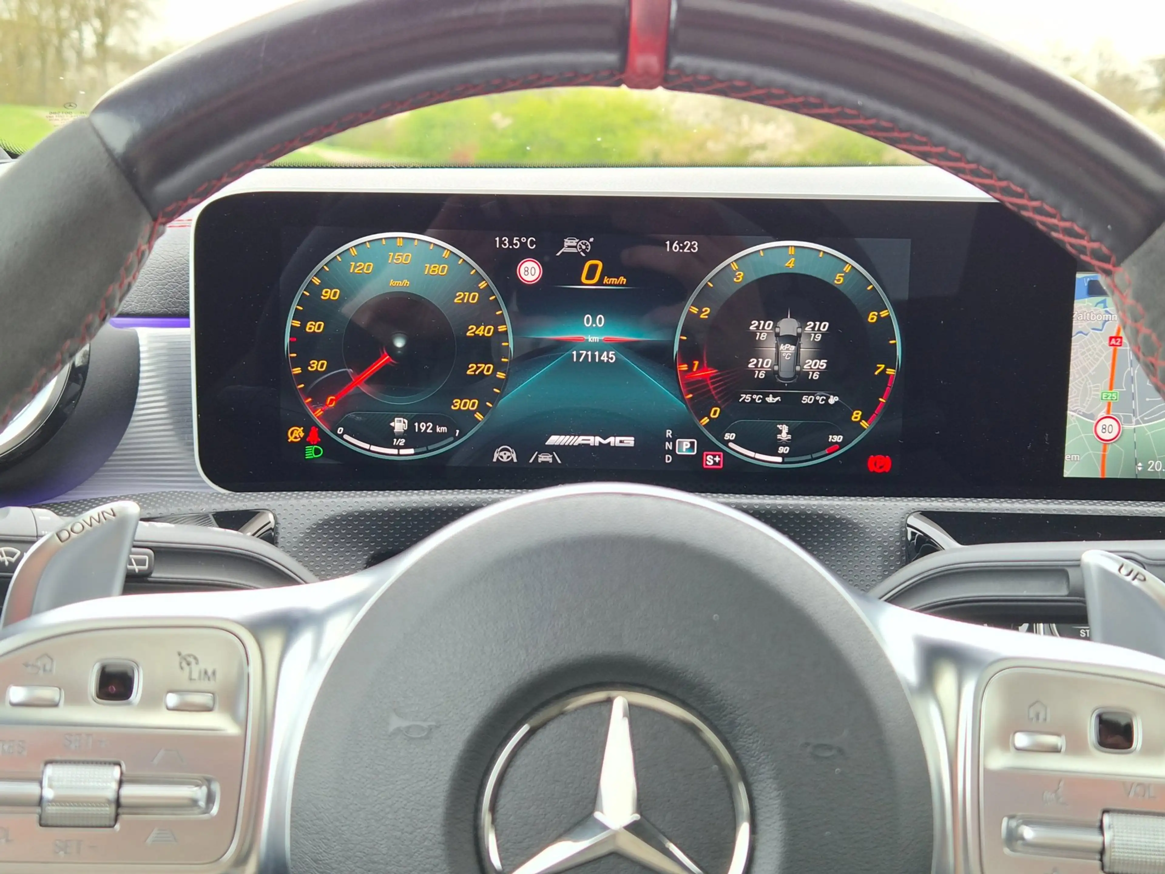 Mercedes-Benz CLA 45 AMG Shooting Brake S 4MATIC+ Premium Plus — photo 42