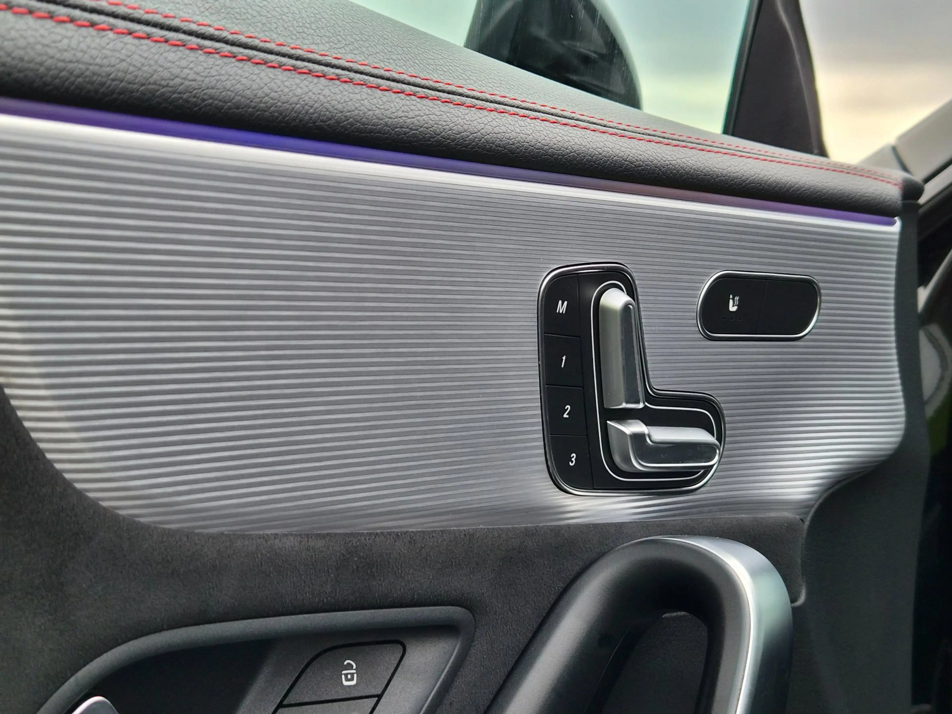 Mercedes-Benz CLA 45 AMG Shooting Brake S 4MATIC+ Premium Plus — photo 31