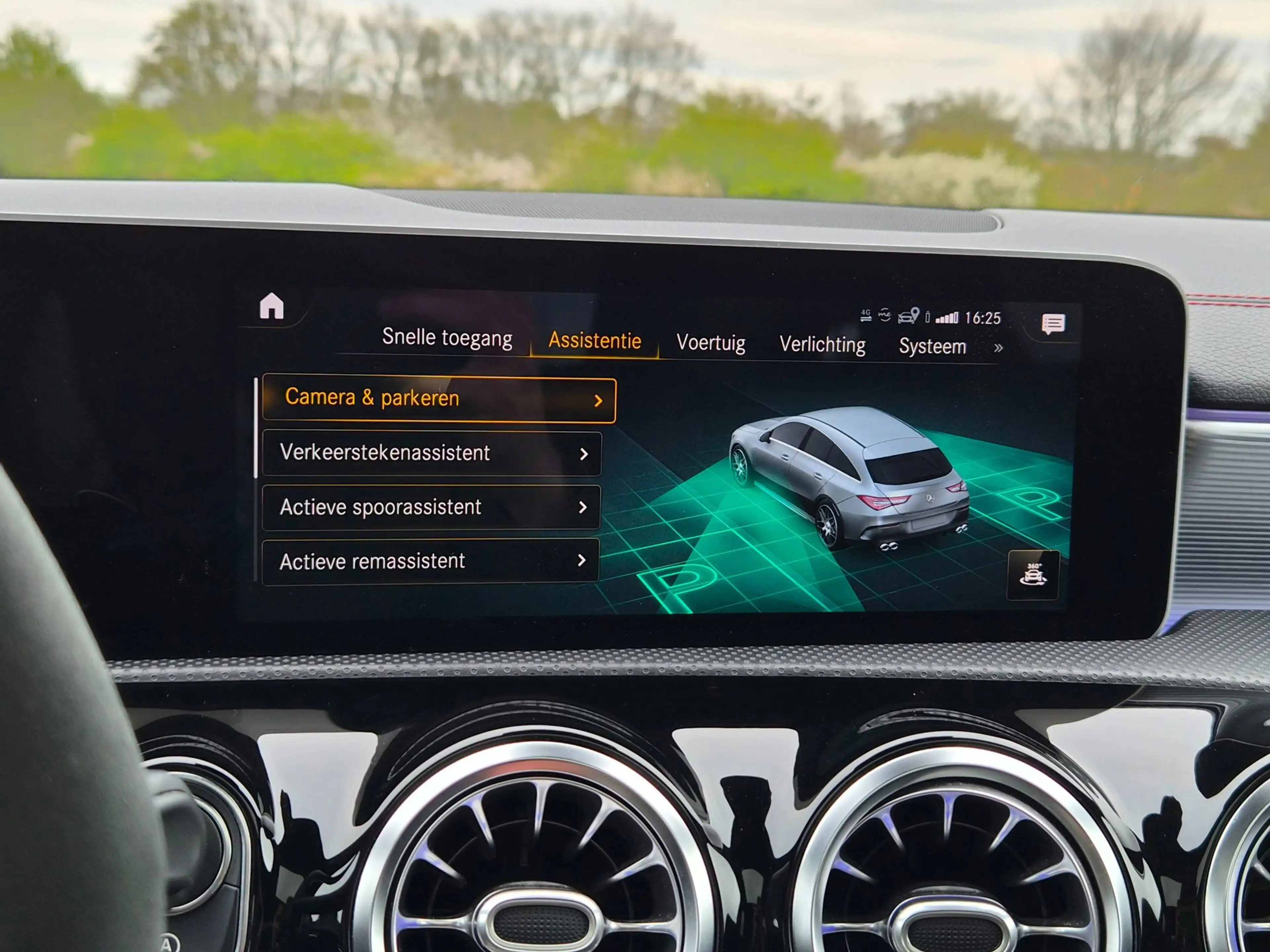 Mercedes-Benz CLA 45 AMG Shooting Brake S 4MATIC+ Premium Plus — photo 49