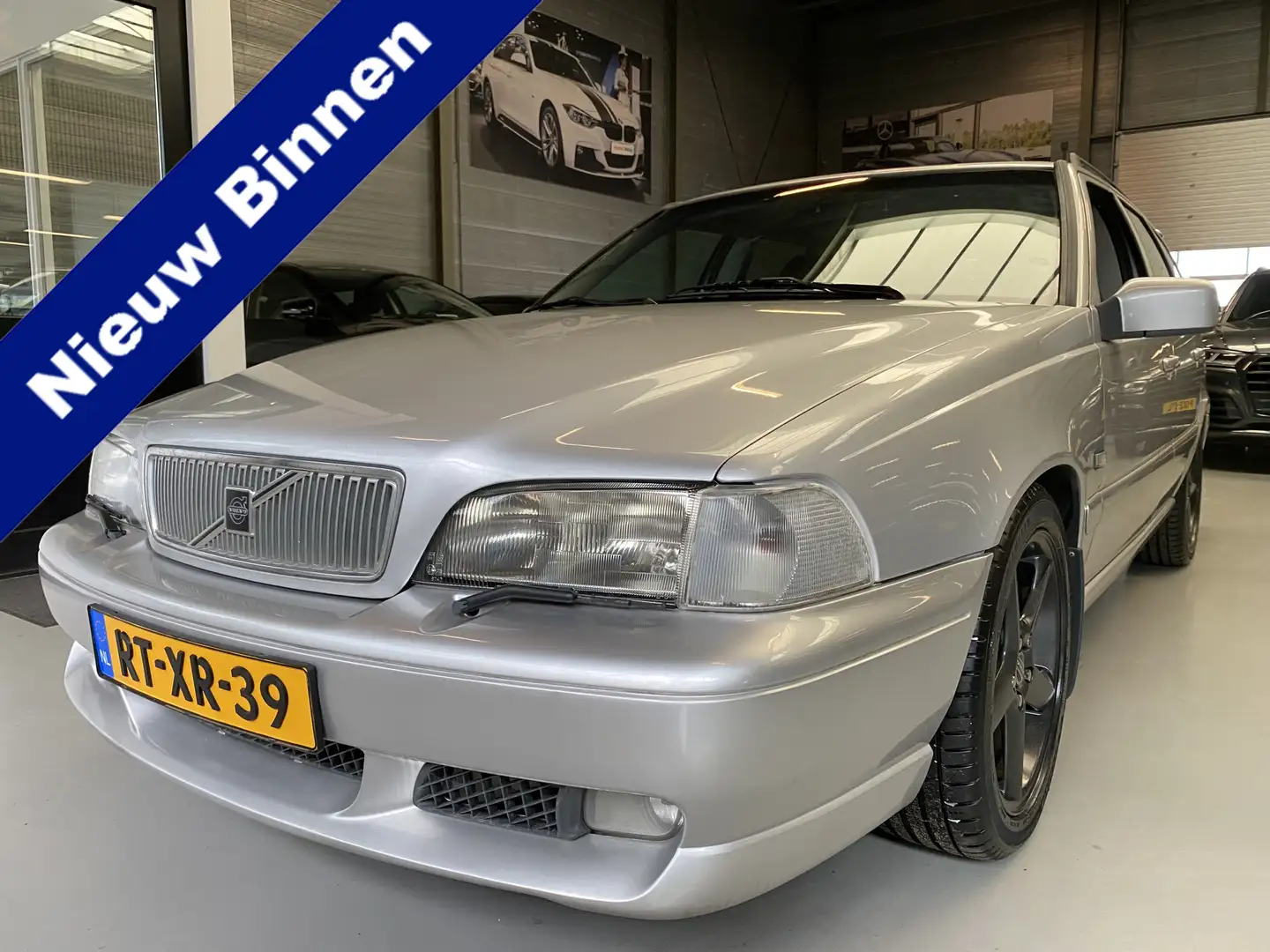 Volvo V70 2.3 R Airco, Cruise, Elektrische stoelen, Nederlan Argento - 1