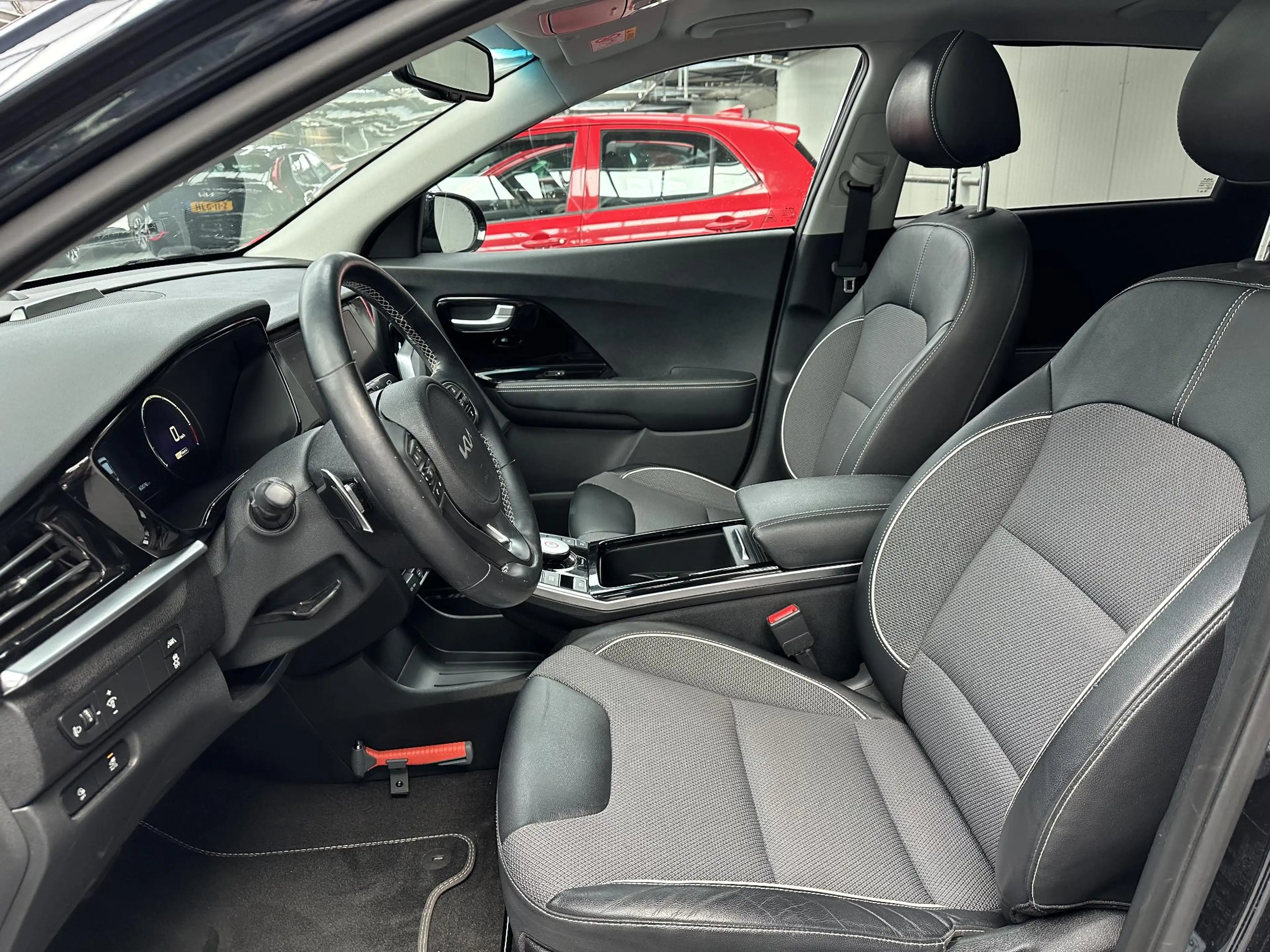 Kia e-Niro DynamicPlusLine 64 kWh NL Auto, dealeronderhouden, — photo 2