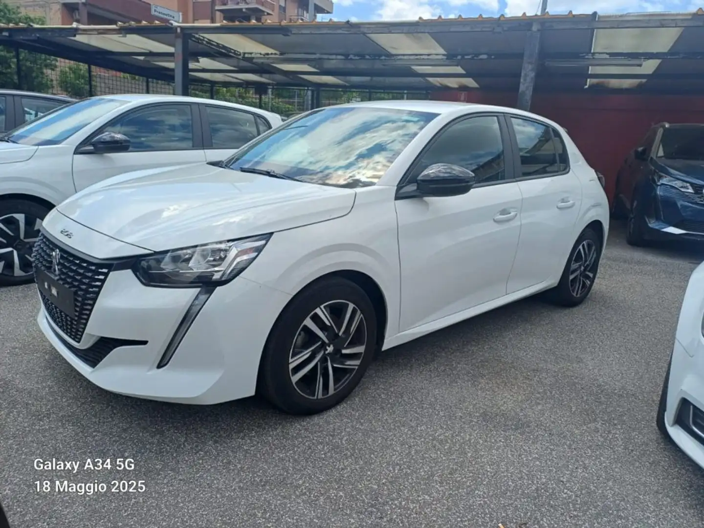 Peugeot 208 PureTech 100 Stop&Start 5 porte Active Pack Bianco - 2