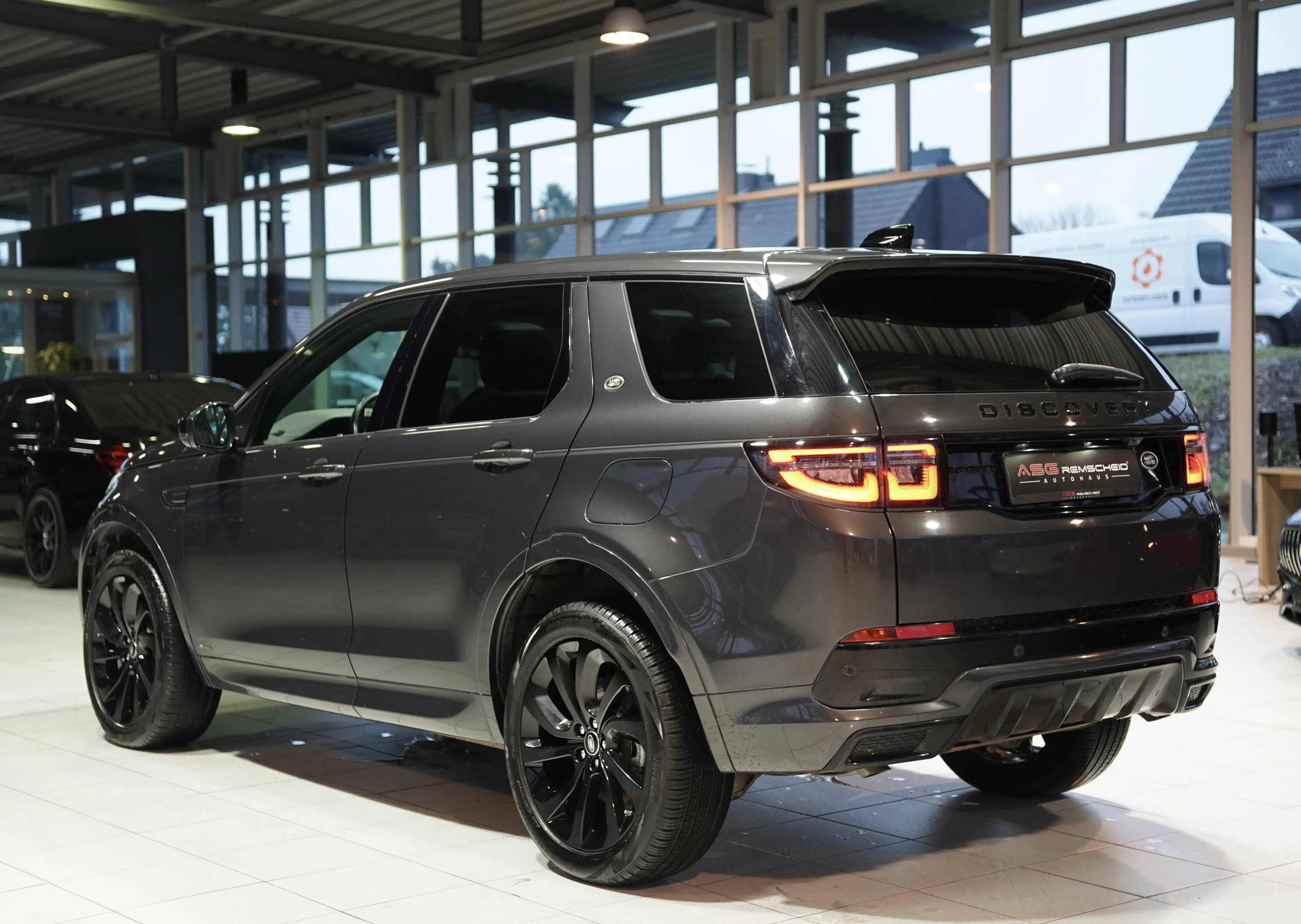 Land Rover Discovery Sport AWD R Dynamic *ACC *Memory *360° — photo 7