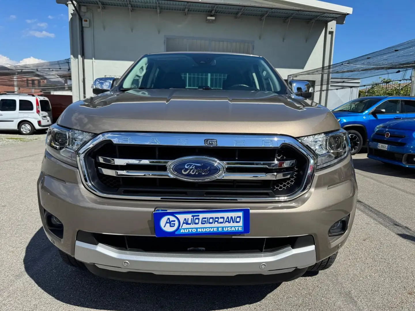 Ford Ranger 2.0 DOUBLE CAB LIMITED 170CV AUTO Marrone - 2