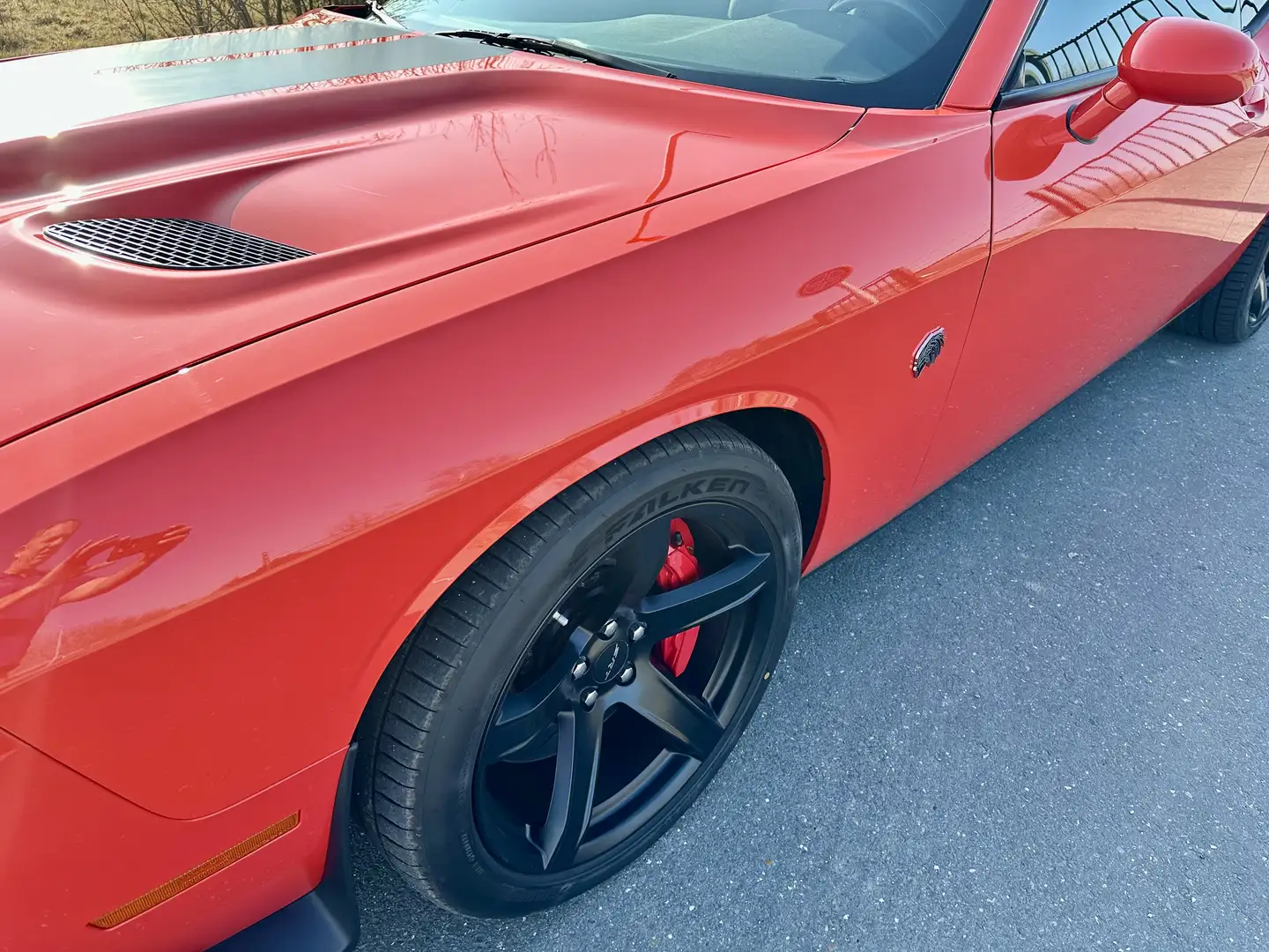 Dodge Challenger SRT Hellcat - 2