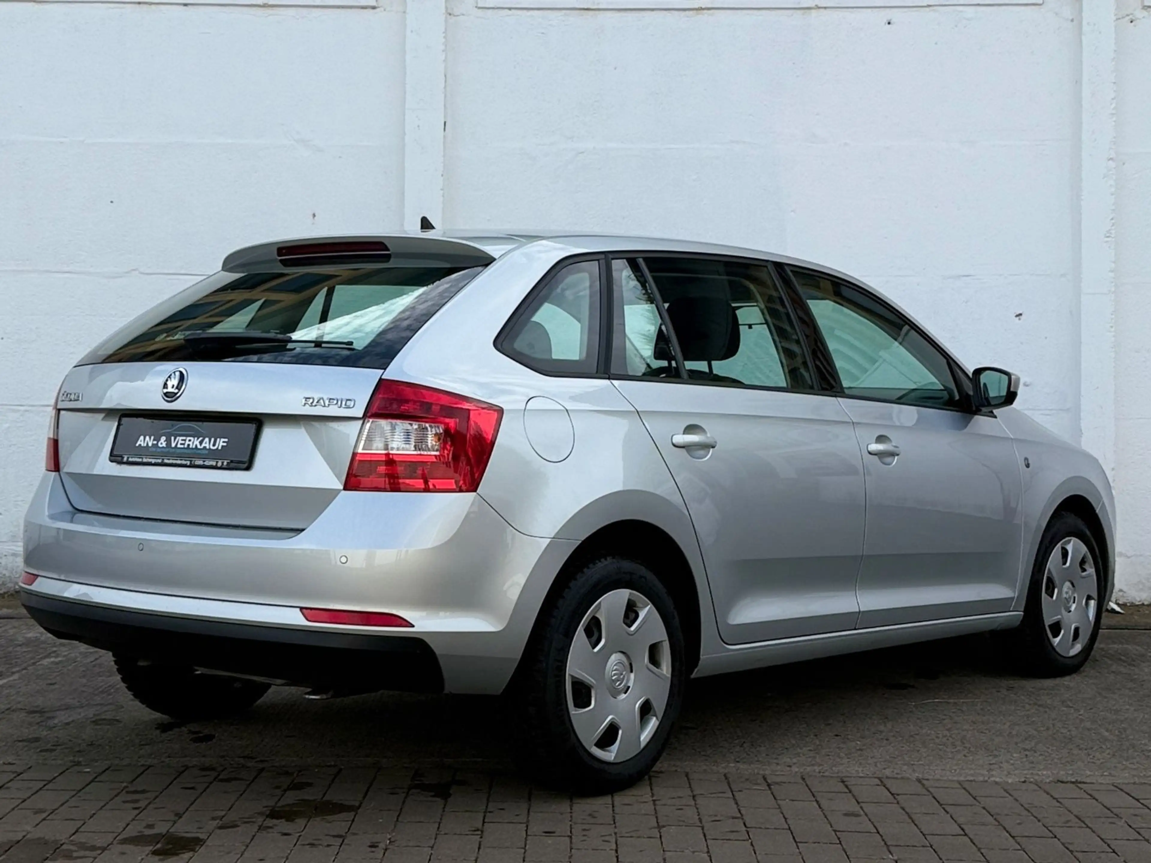 Skoda Rapid/Spaceback Spaceback Ambition *1.HAND*SCHECKHEFT*DSG* — photo 3