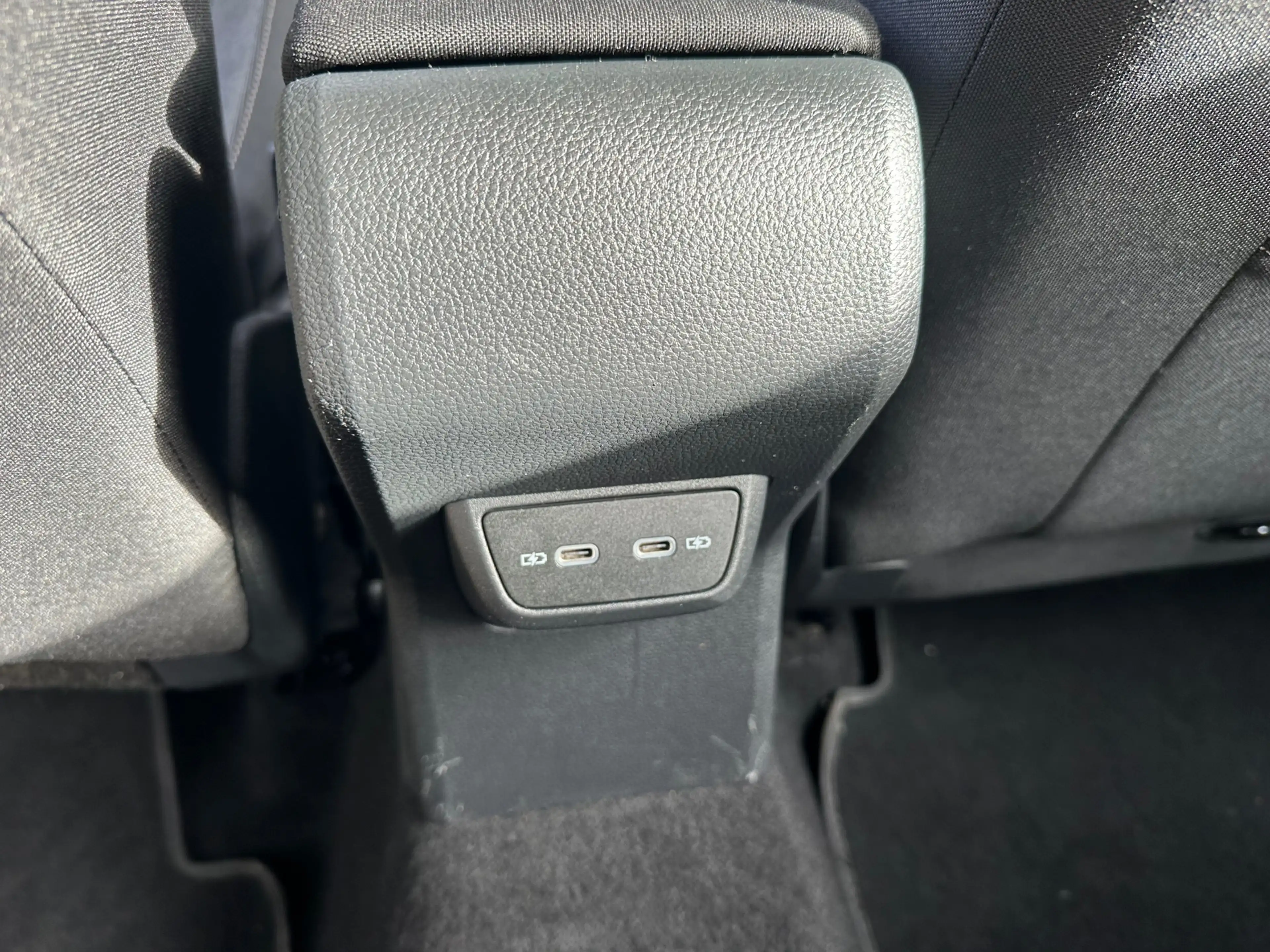 Volkswagen Polo 1.0 TSI Life Business — photo 12