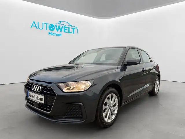Audi A1 Sportback 1.0 KLIMAAUT SITZH PDC APP TÜV Neu