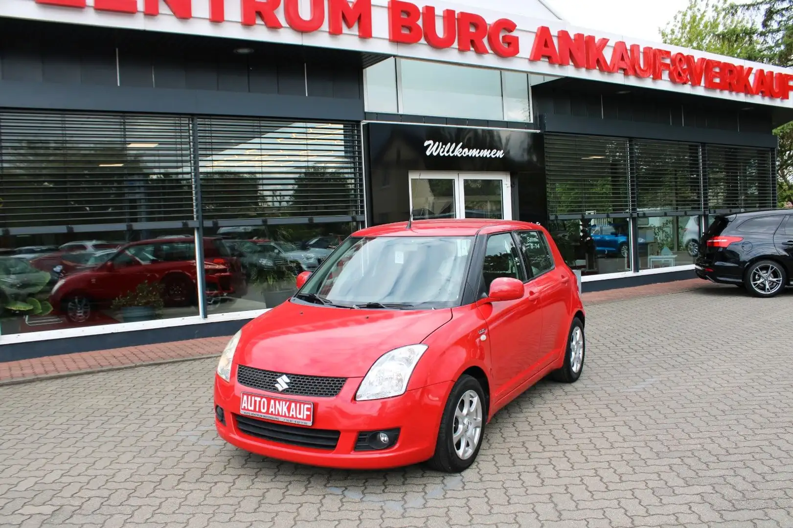 Suzuki Swift Limousine 1.3l D 5 -Türig PDC Klima RCD Rood - 2