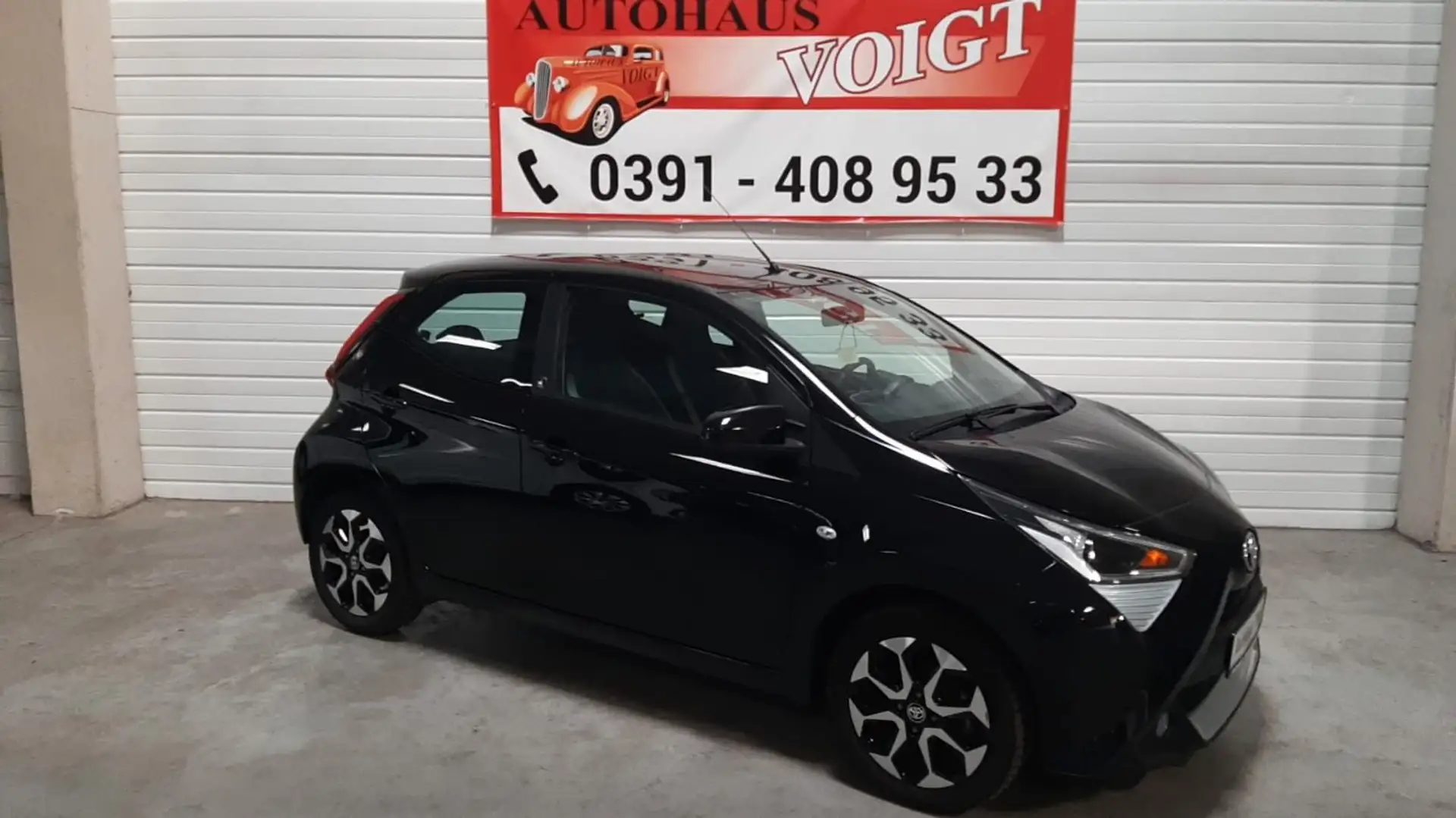 Toyota Aygo AYGO x-play Team D Kamera Klima Noir - 1