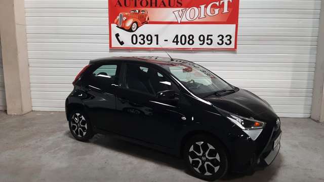 Imagine Toyota Aygo AYGO x-play Team D Kamera Klima