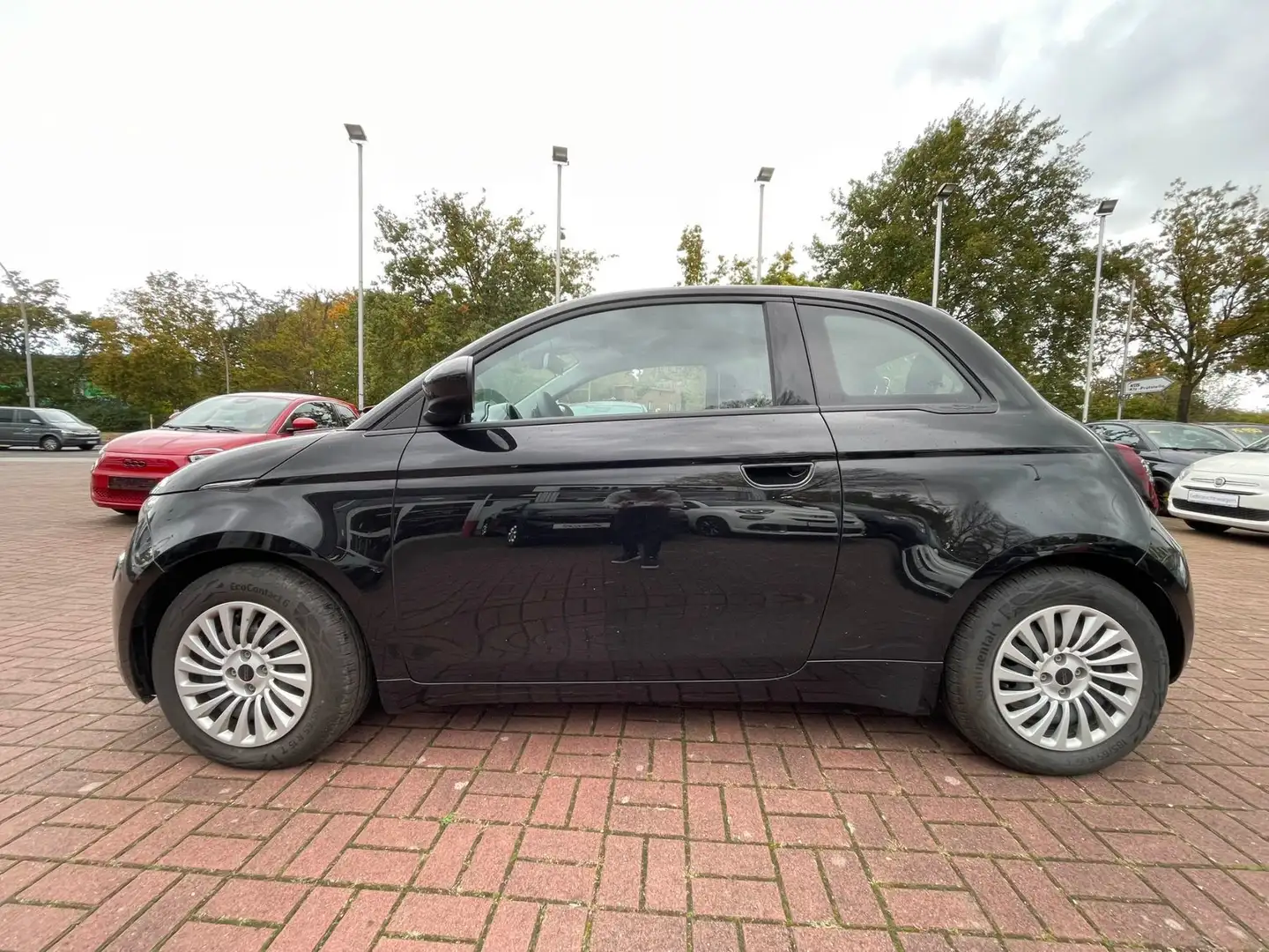 Fiat 500 500C Cabrio  MY23 Elektro Schwarz - 2
